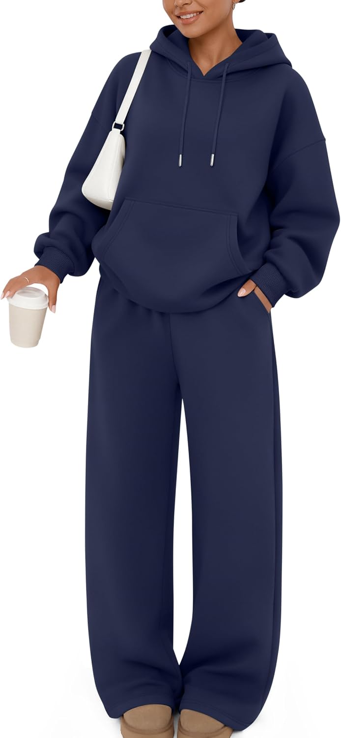 Detalle de Trendy Queen Women's Lounge Set in Cotton-Blend Fleece