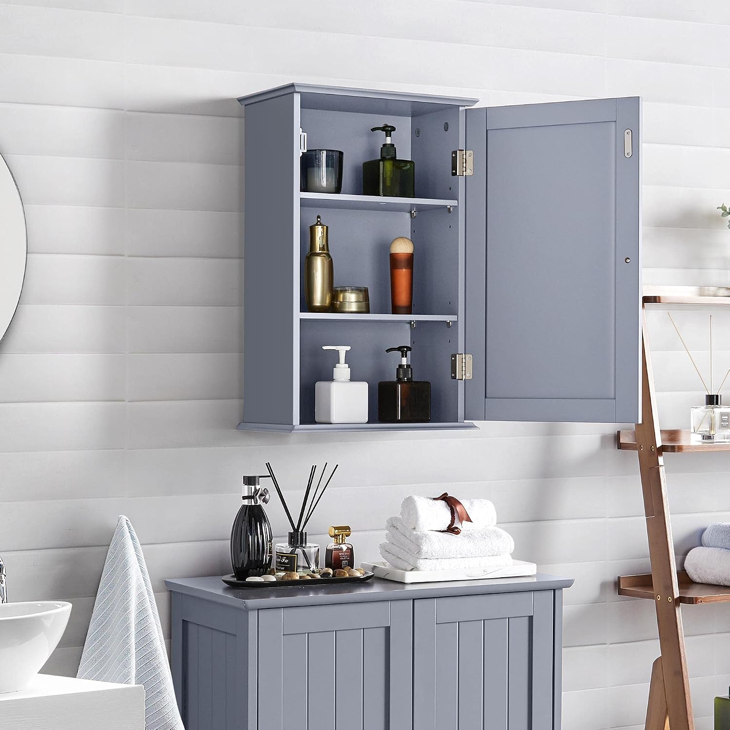 Detalle 2 de Yaheetech Bathroom Cabinet 35W x 55H cm 🚪
