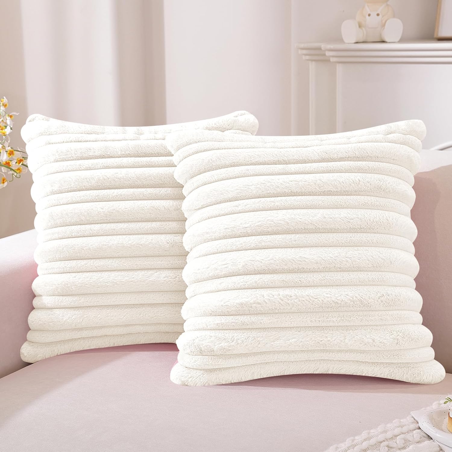 Detalle de YSTELLAA Lot de 2 Housses de Coussin Velours 40x40 cm – Double face, rayures, blanc