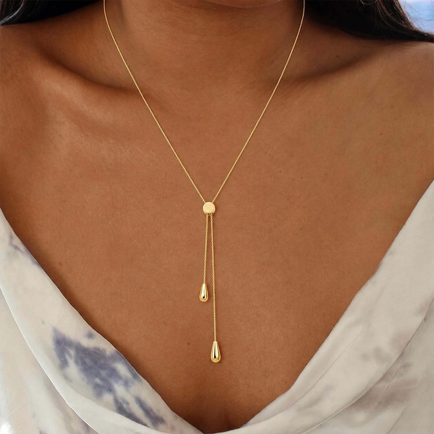 Detalle 2 de Patwes Lariat Necklace 14K Gold Plated