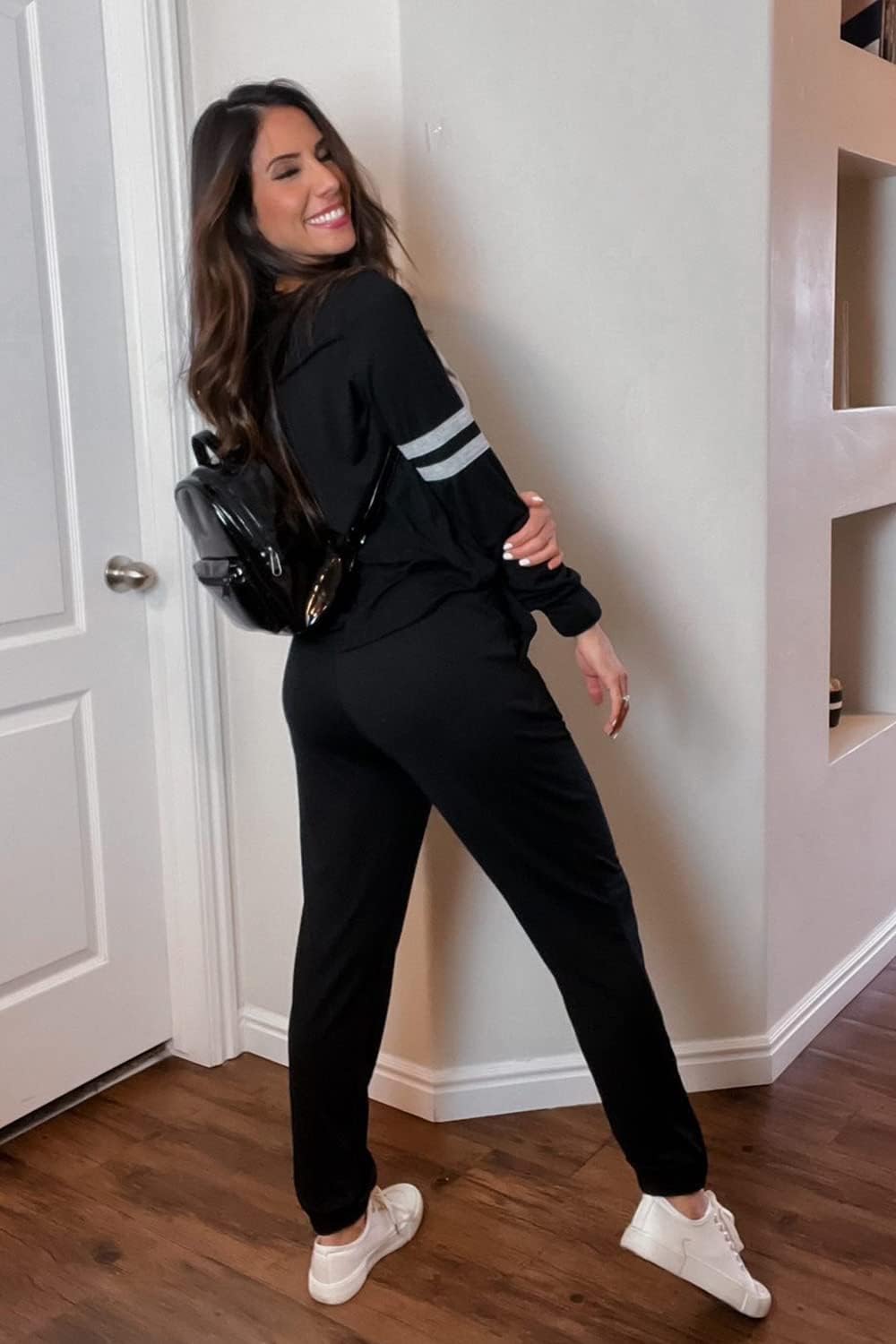 Detalle de PRETTYGARDEN Women's Two-Piece Tracksuit