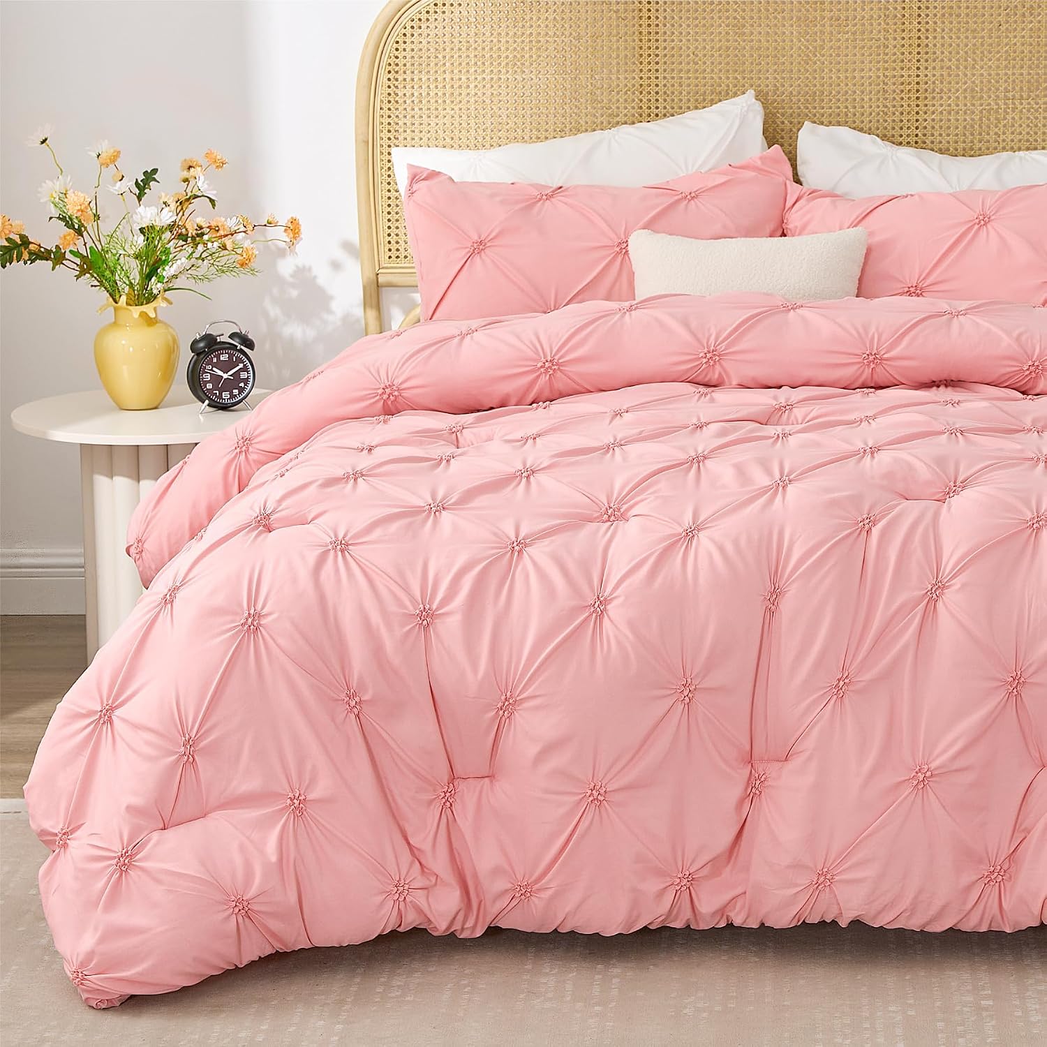 Detalle 2 de BEDELITE Pink Comforter Set Queen
