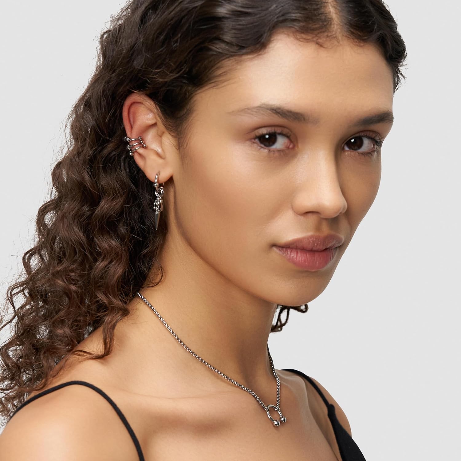 Detalle de LIEBESKIND BERLIN Damen Schmuck – Urban Collection Halskette (45 cm) Edelstahl
