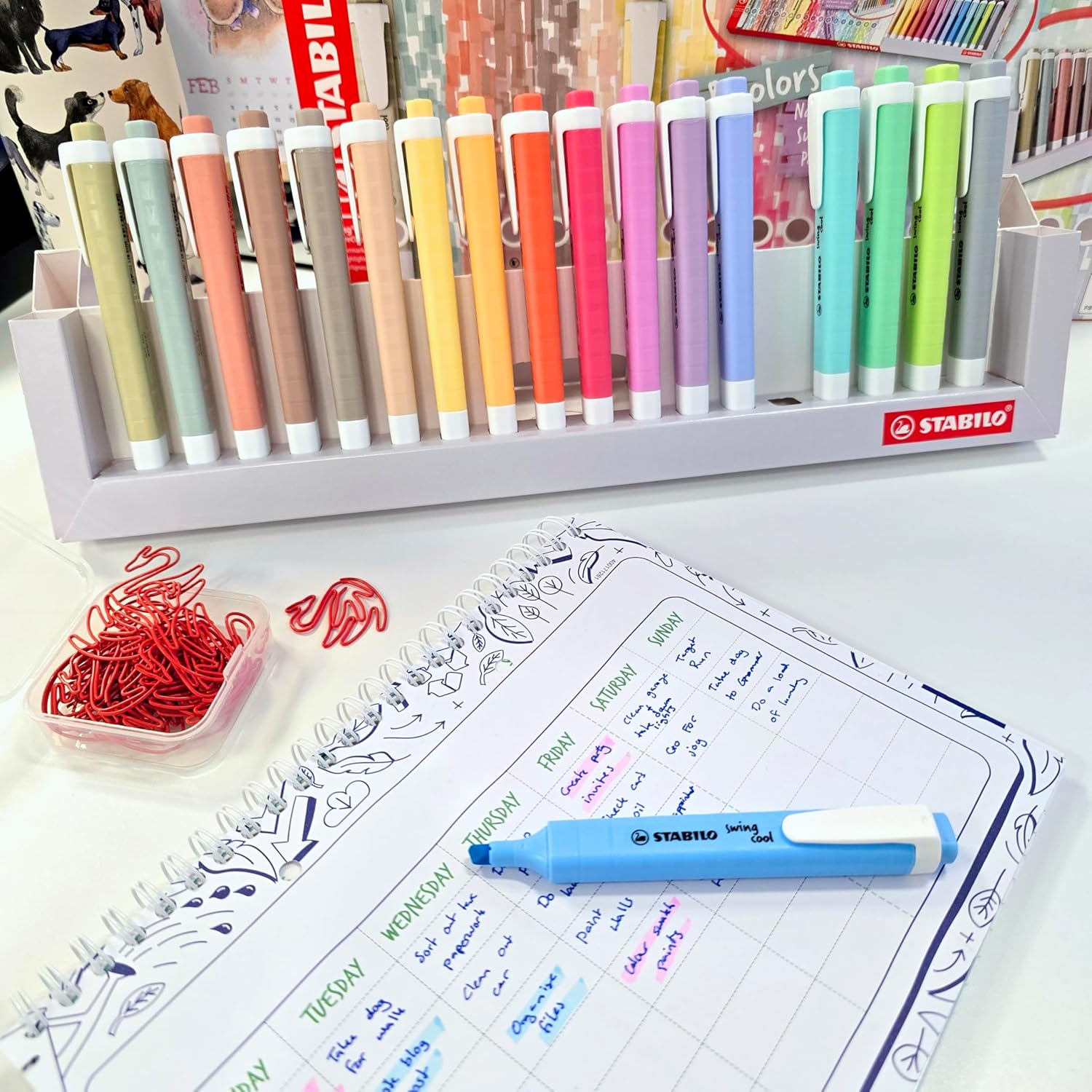 Thumbnail 4 de STABILO swing cool Textmarker im 18er Tischset – flache Extrafein-Spitze, Anti-Secado