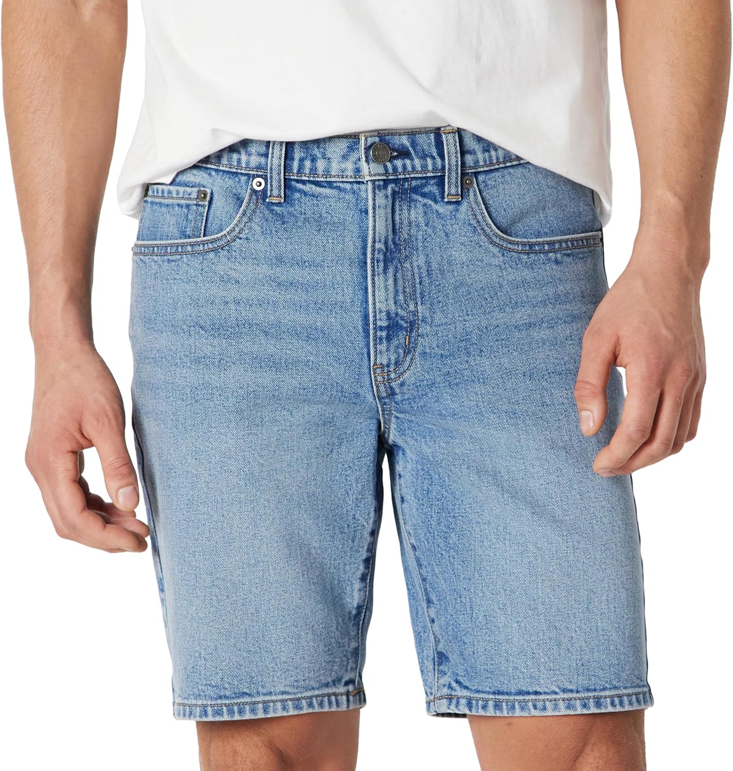 Thumbnail 6 de Amazon Essentials Herren Straight-Fit-Stretch-Jeansshorts – robuste Allrounder für warme Tage