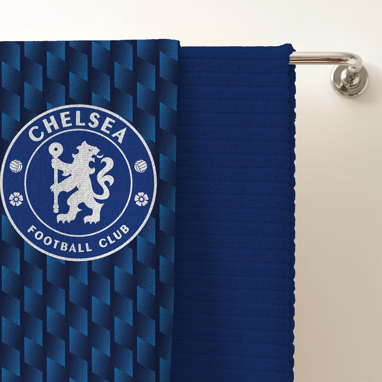 Thumbnail 2 de Serviette officielle Chelsea FC 75×150 cm 🏖