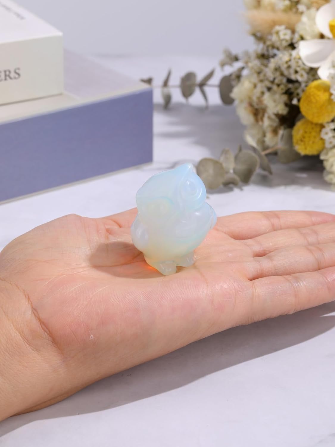 Detalle de JSDDE Opalite Crystal Owl Figurine – Hand Carved Gemstone Desk Ornament