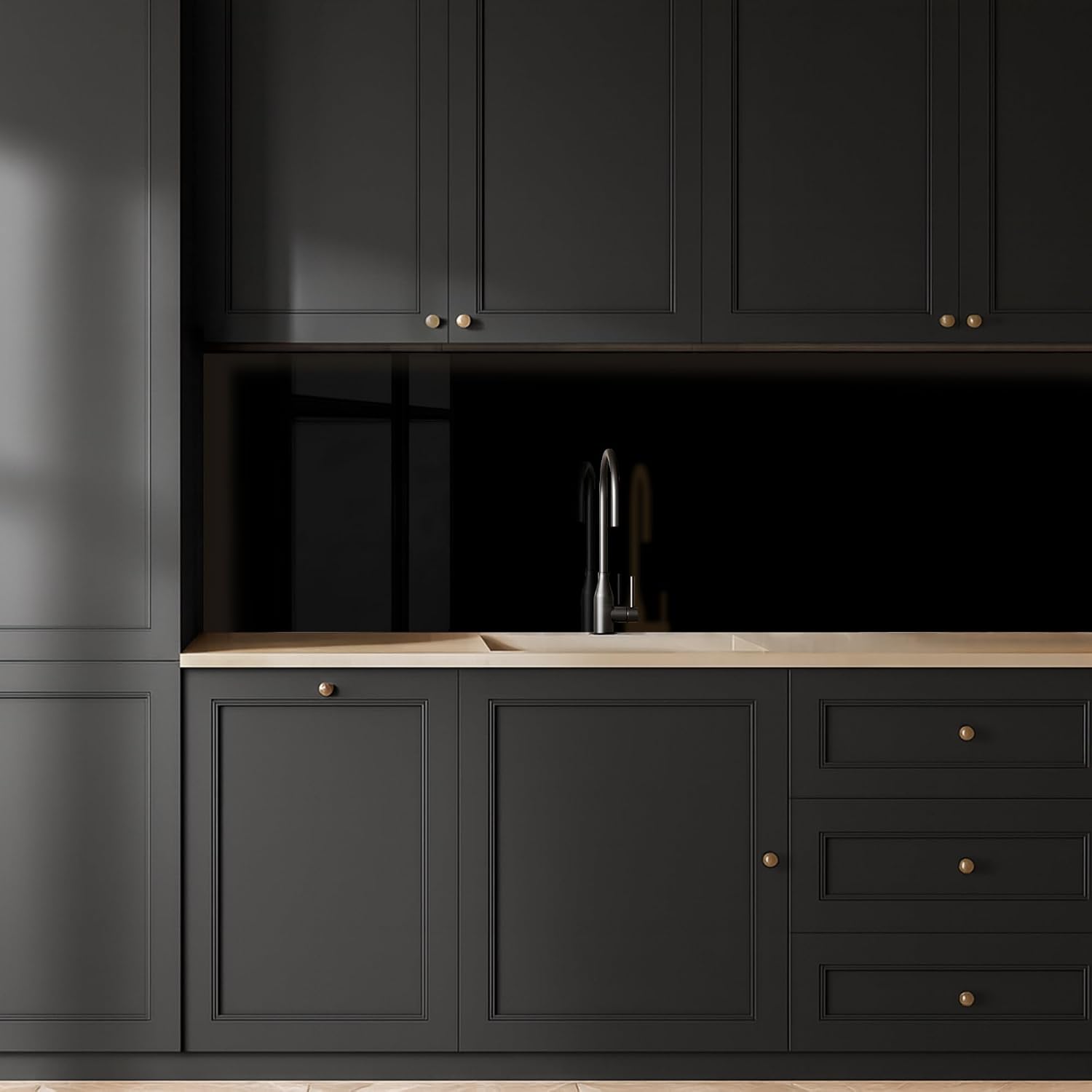 Detalle 2 de KitchenYeah zelfklevende keukenwandbekleding 80 x 300 cm, zwart kunststof