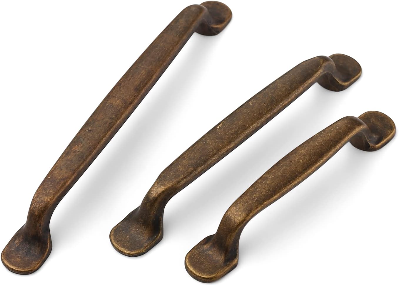 Thumbnail 1 de FURNIWARE 5Pack Antique Brass Kitchen Cupboard Handles – 96mm Hole Centre