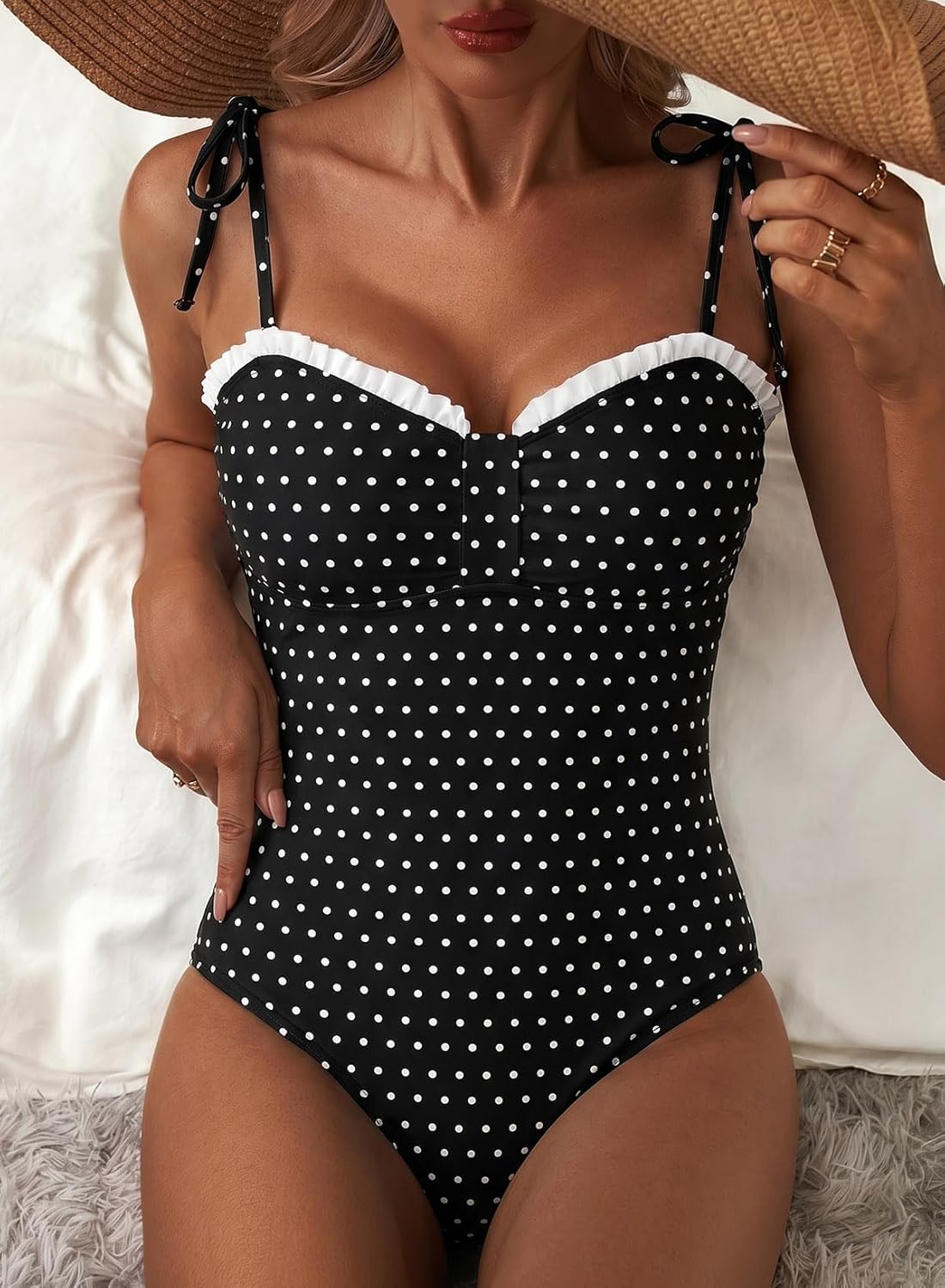 Thumbnail 1 de Herseas Striped One-Piece Swimsuit with Tie Shoulder and Tummy Control