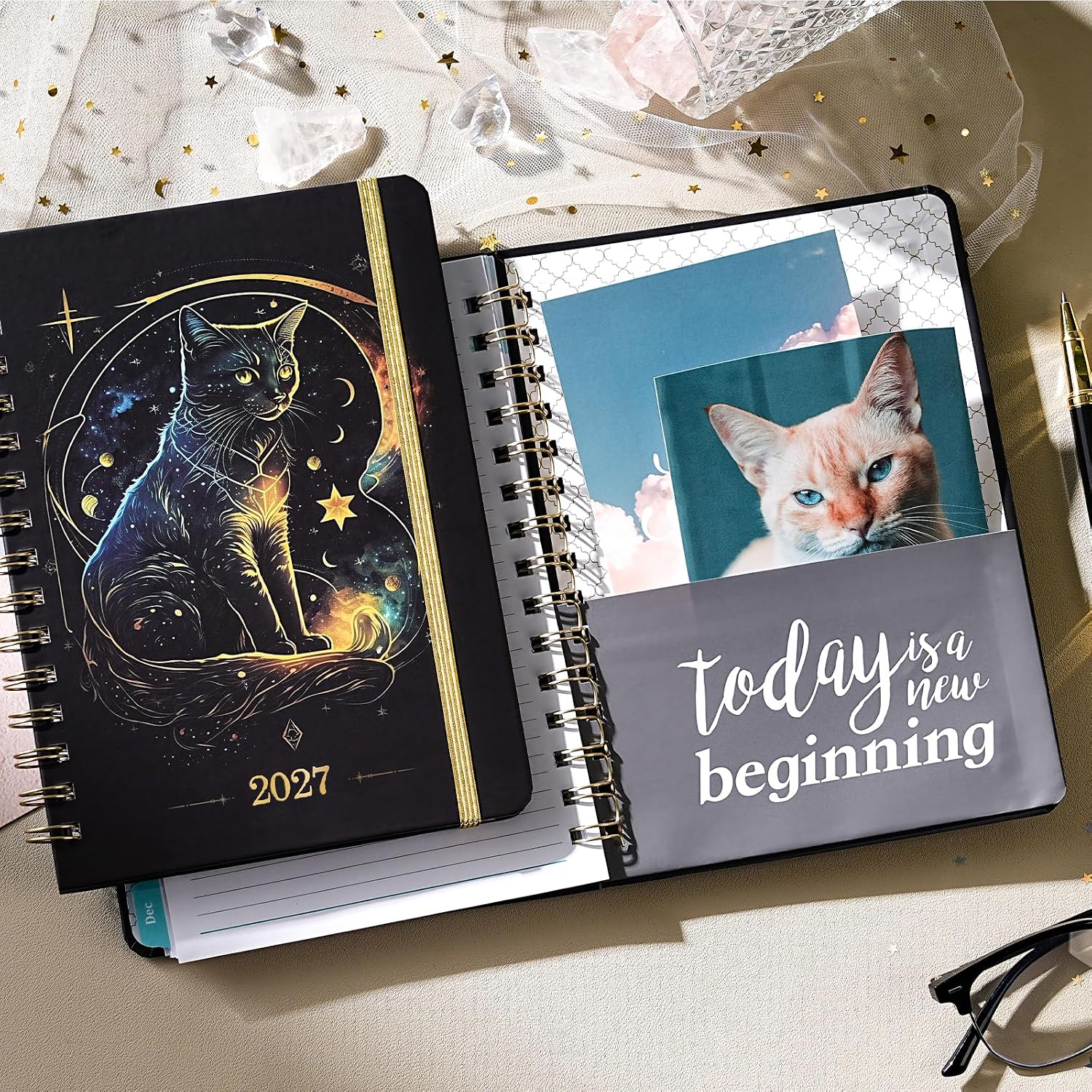 Detalle de Planrage PRA5MMXK25Z 2027 Weekly and Monthly Cat Planner, Thick Paper, Twin-Wire Binding