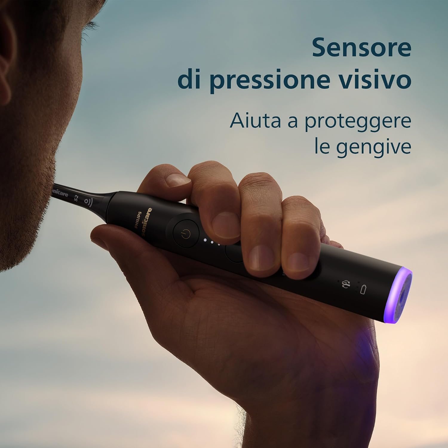 Detalle de Spazzolino Philips Sonicare Serie 6100 HX7401/12: pulizia delicata con sensore di pressione e 6 modalità
