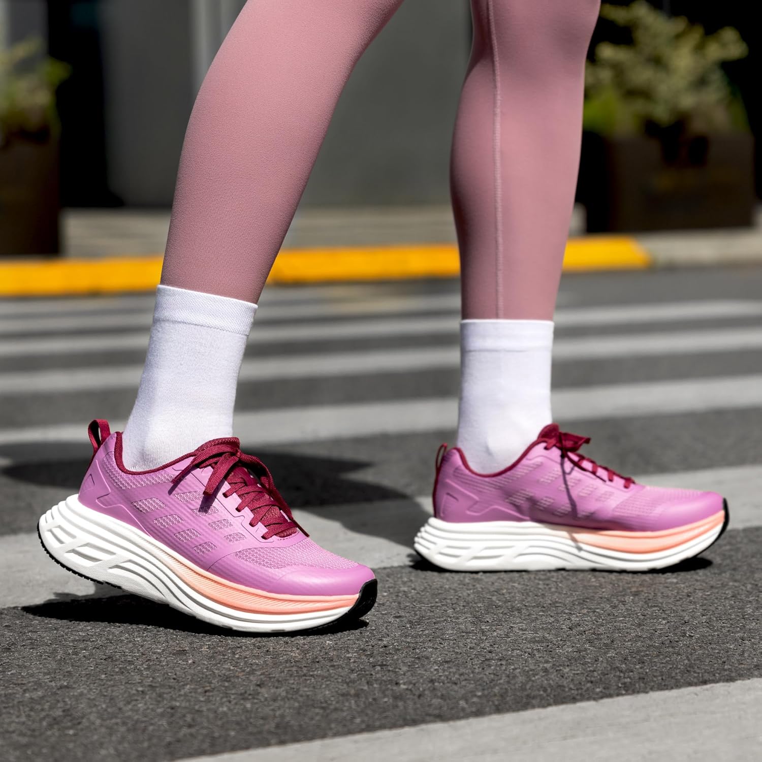 Thumbnail 1 de NORTIV 8 Women's Walking Shoes Cushion Sneakers