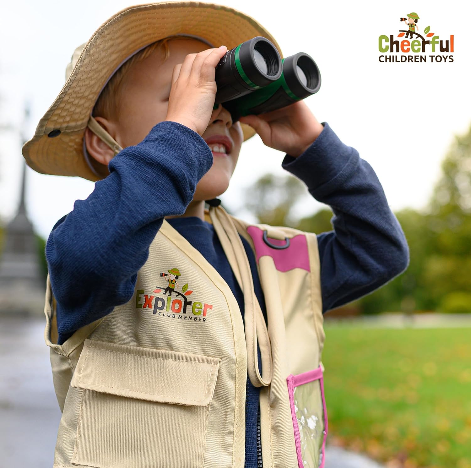 Detalle de Cheerful Children Toys Kids Explorer Costume Kit: Safari Vest, Hat, and Educational Handbooks