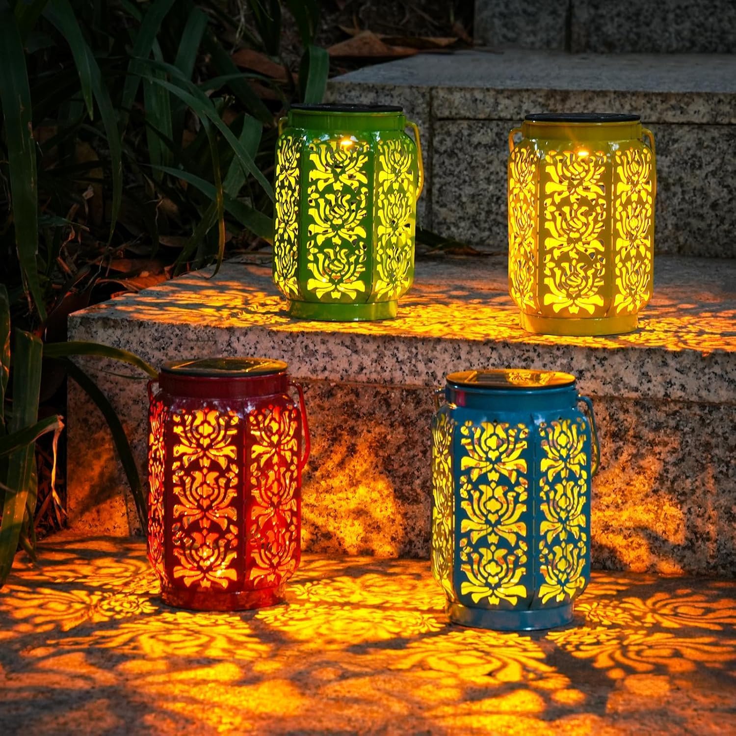 Detalle de OxyLED Lanterna Solare da Esterno a 4 Colori con Manico – IP44, senza fili
