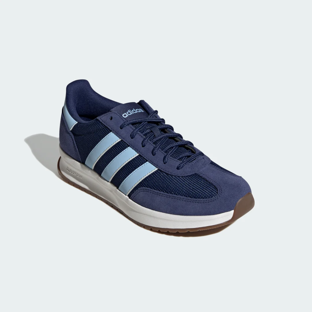Detalle de adidas Run 70s 2.0 zapatilla azul