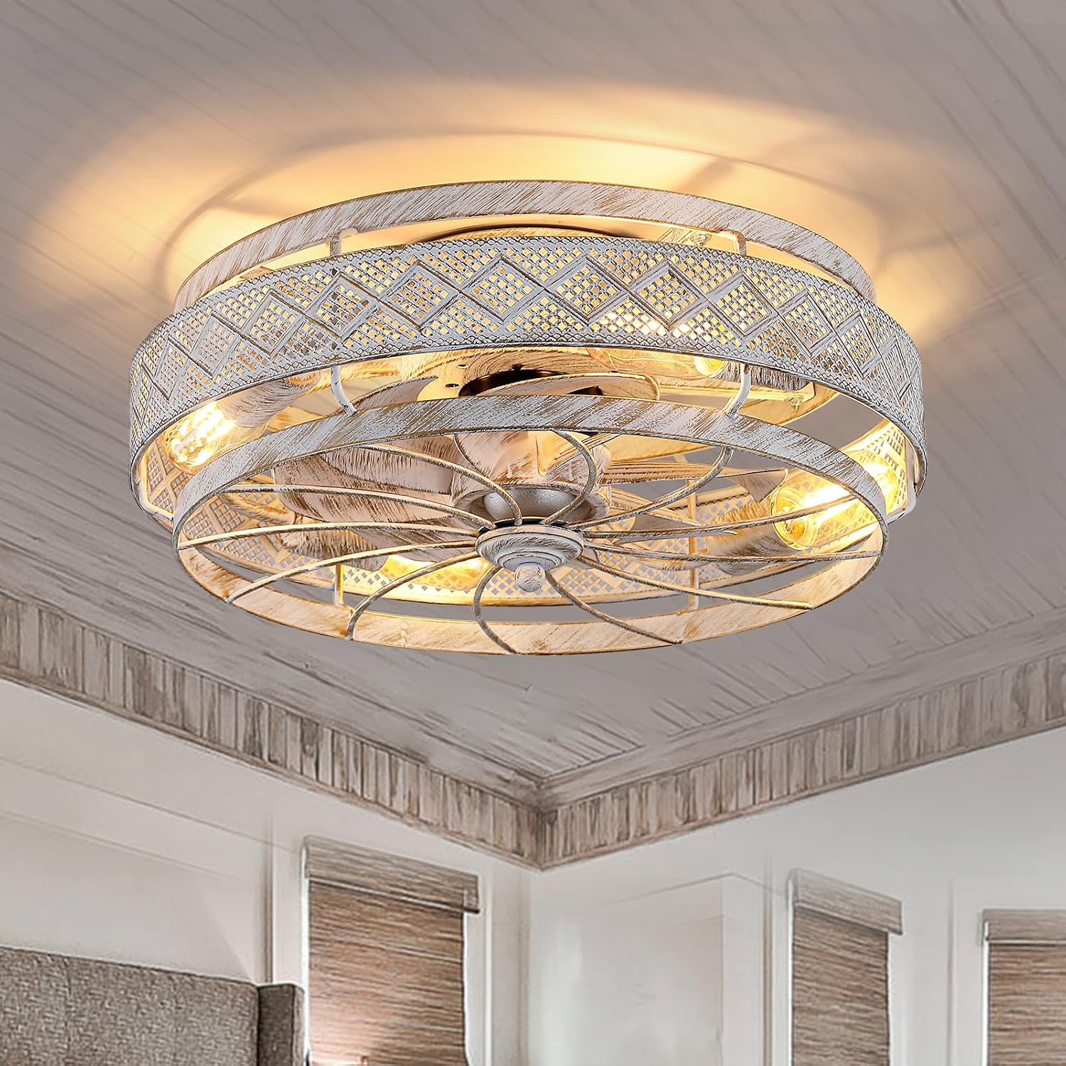 Detalle de SHIHOT 18-inch Low-Profile Caged Ceiling Fan with Light and Remote