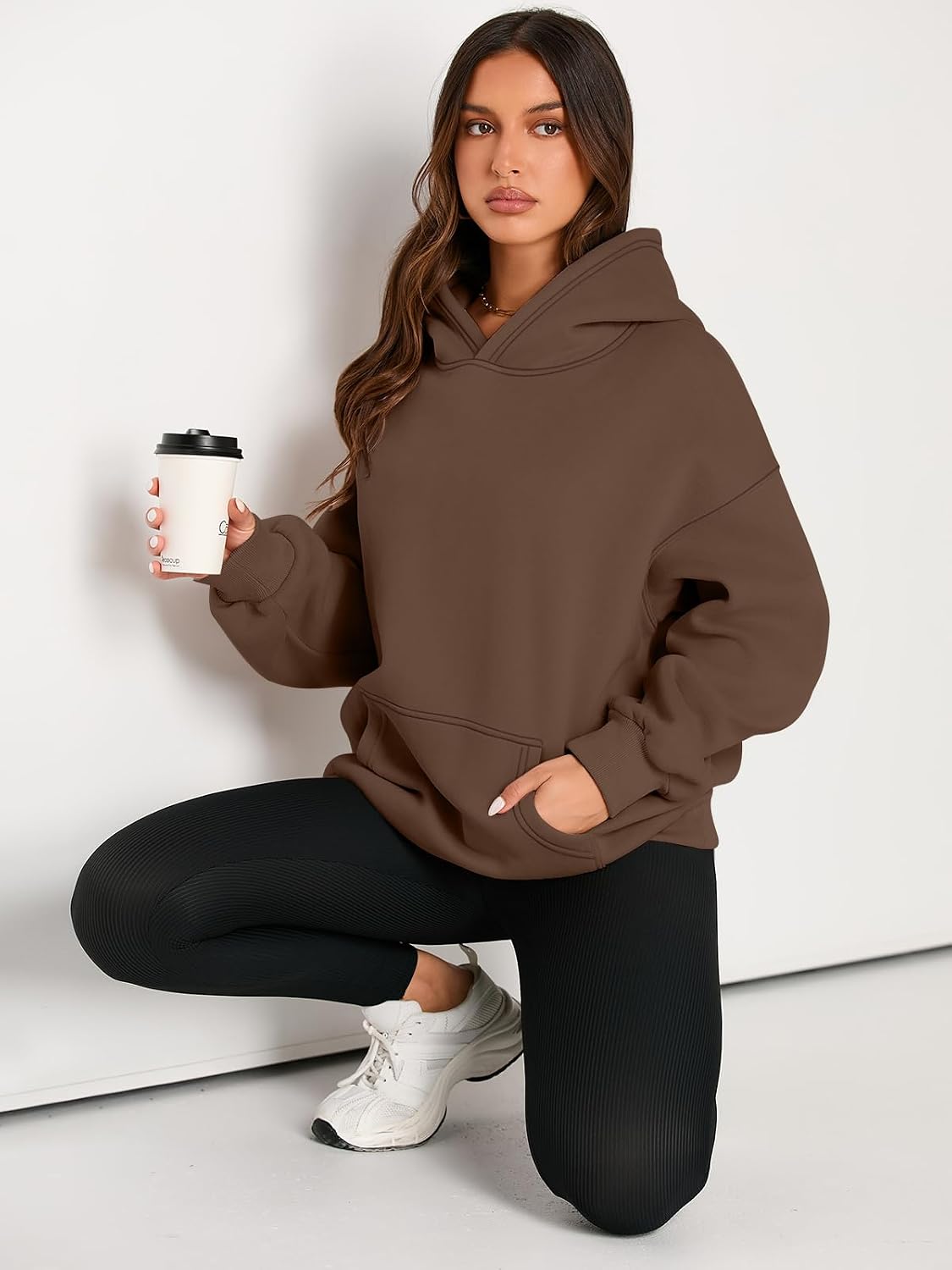 Detalle 1 de EFAN Women's Oversized Fleece Hoodie with Dropped Shoulders and Side Pockets