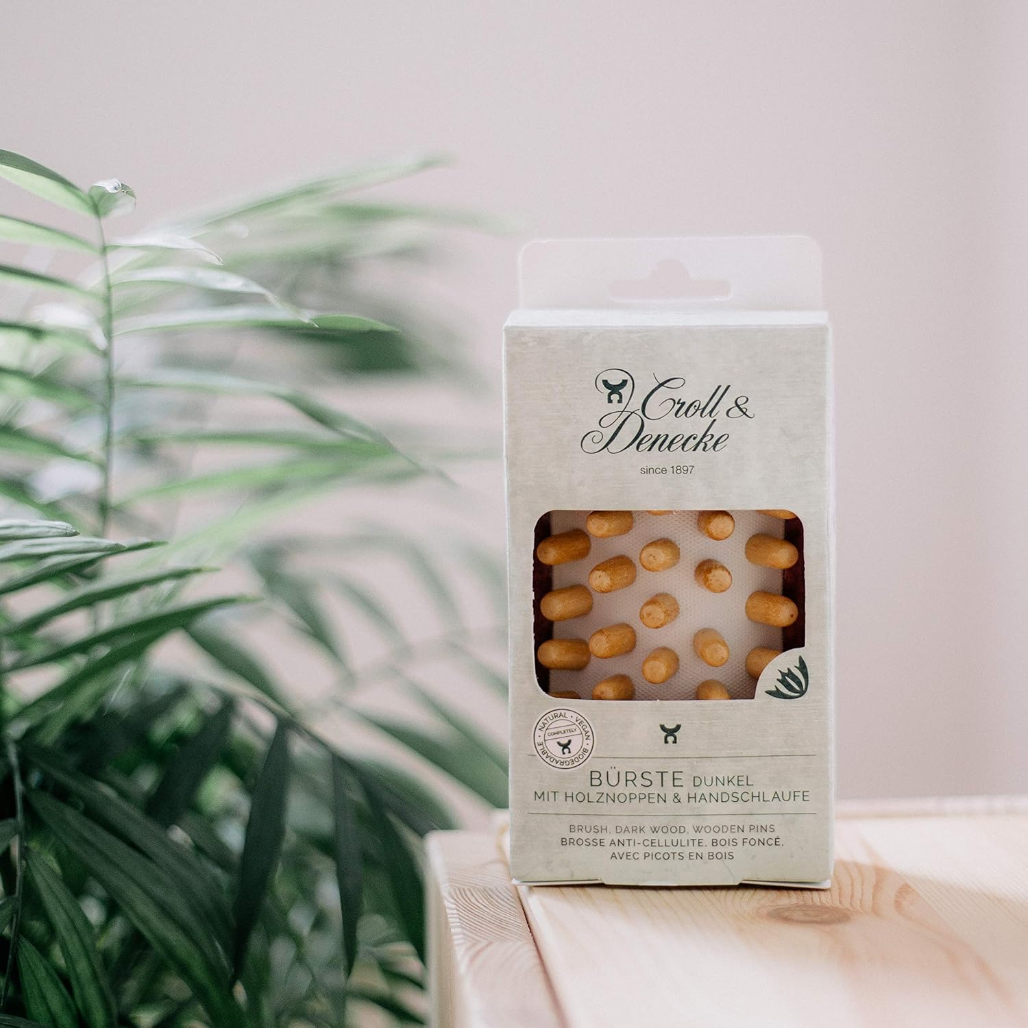 Detalle de Croll & Denecke Wooden Cellulite Massager, Manual Wooden Body Brush