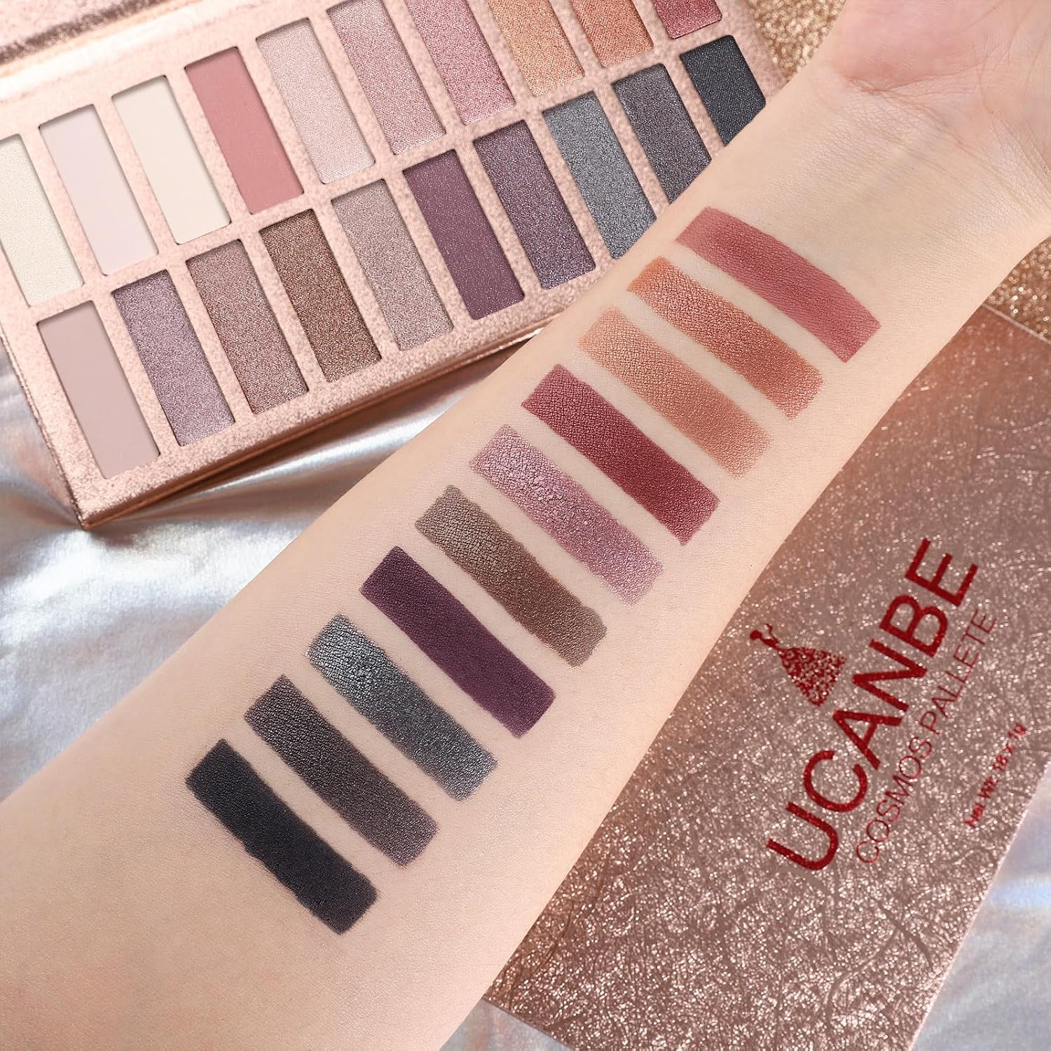 Detalle de UCANBE eyeshadow palette, 20 colors