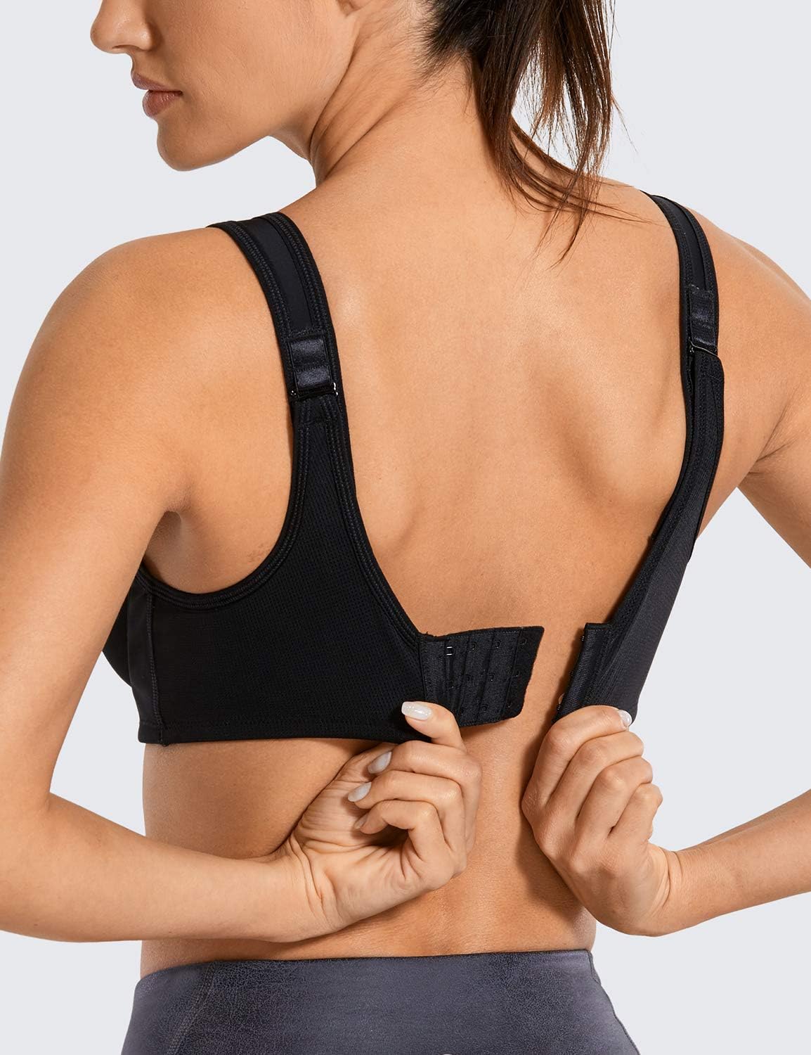 Detalle 2 de SYROKAN Women's Max Control Underwire Sports Bra – High Impact Support for Plus Size