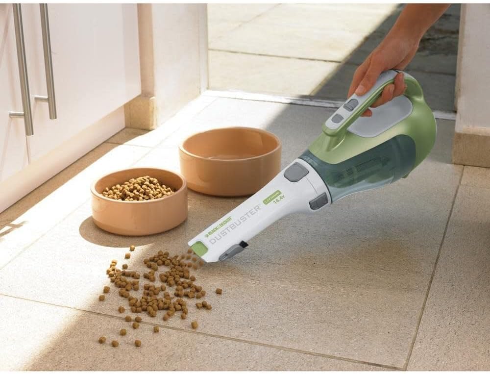 Detalle 2 de Black+Decker CHV1410L 16V Hand Vacuum