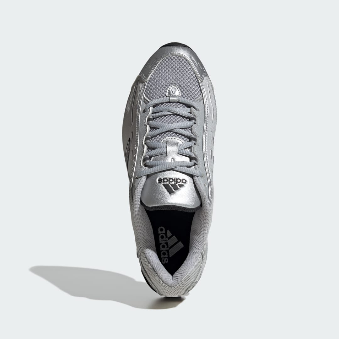 Detalle de Zapatilla Megaride O1 de Adidas: plata sobrio para uso diario