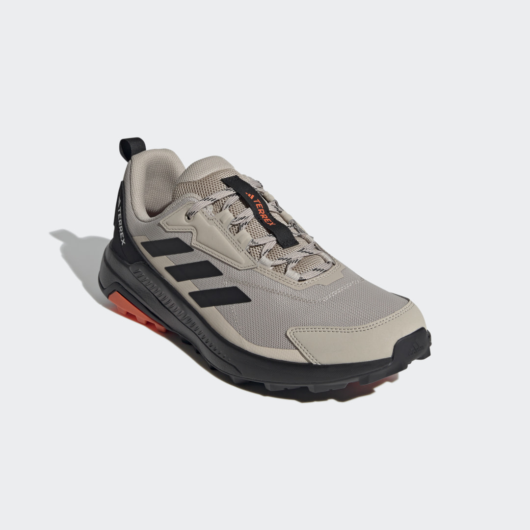 Detalle de Adidas Terrex Anylander, zapatilla de senderismo beige