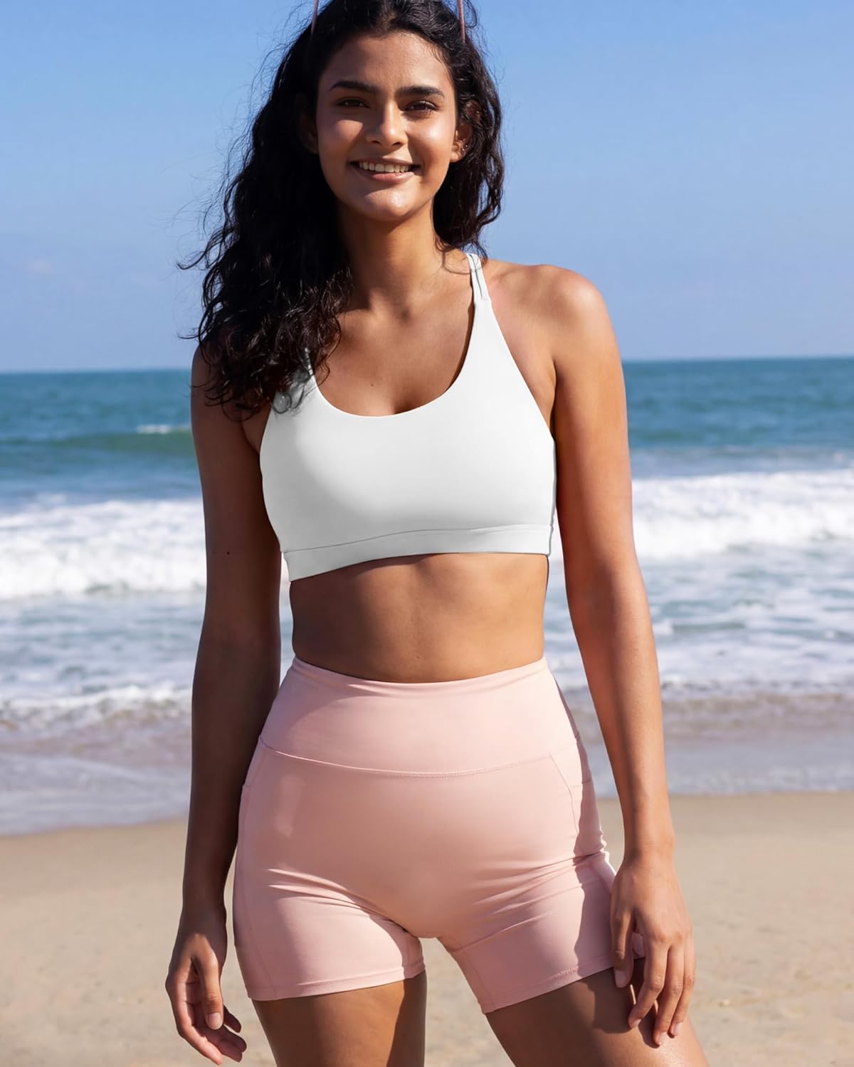 Detalle 2 de RUNNING GIRL Padded Sports Bra Tank Top with Crisscross Open-Back (Medium Support)