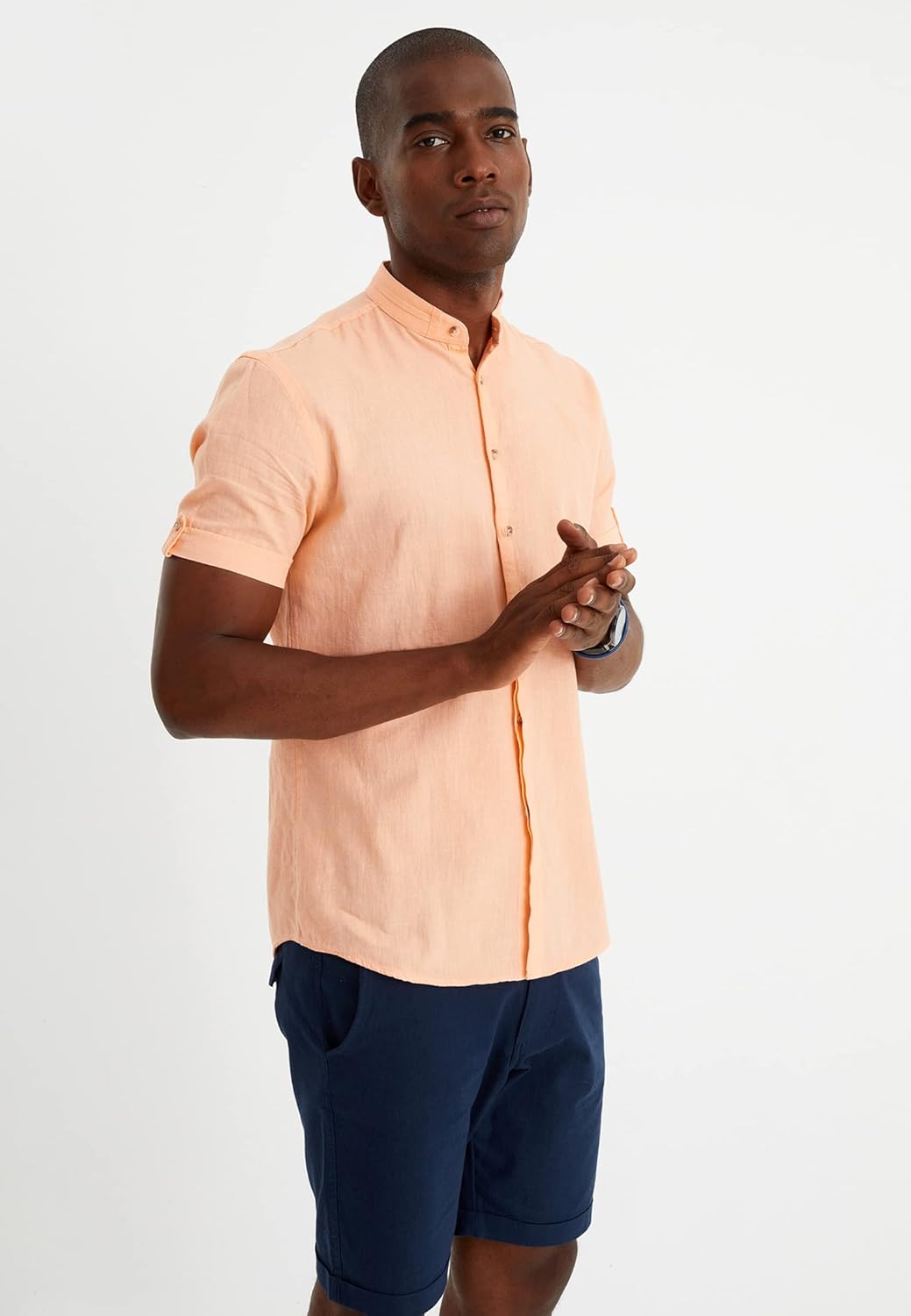 Detalle de Leif Nelson Chemise d'été en lin pour homme – Manches courtes, Henley, mélange lin et coton 30/70, coupe droite