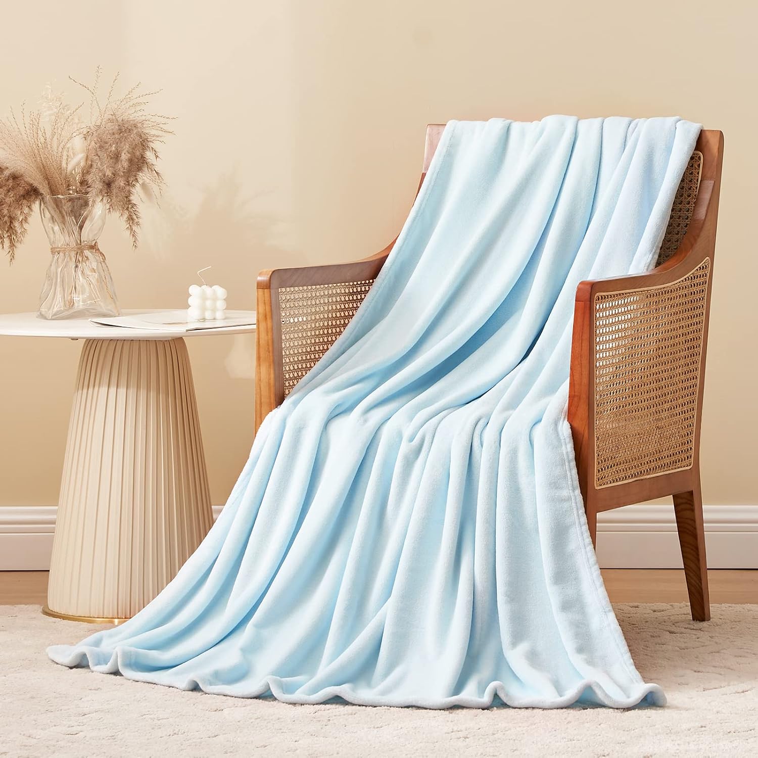 Thumbnail 1 de Aisbo Light Blue Throws Blanket for Sofas – 130x150cm Single Fluffy Fleece Throw