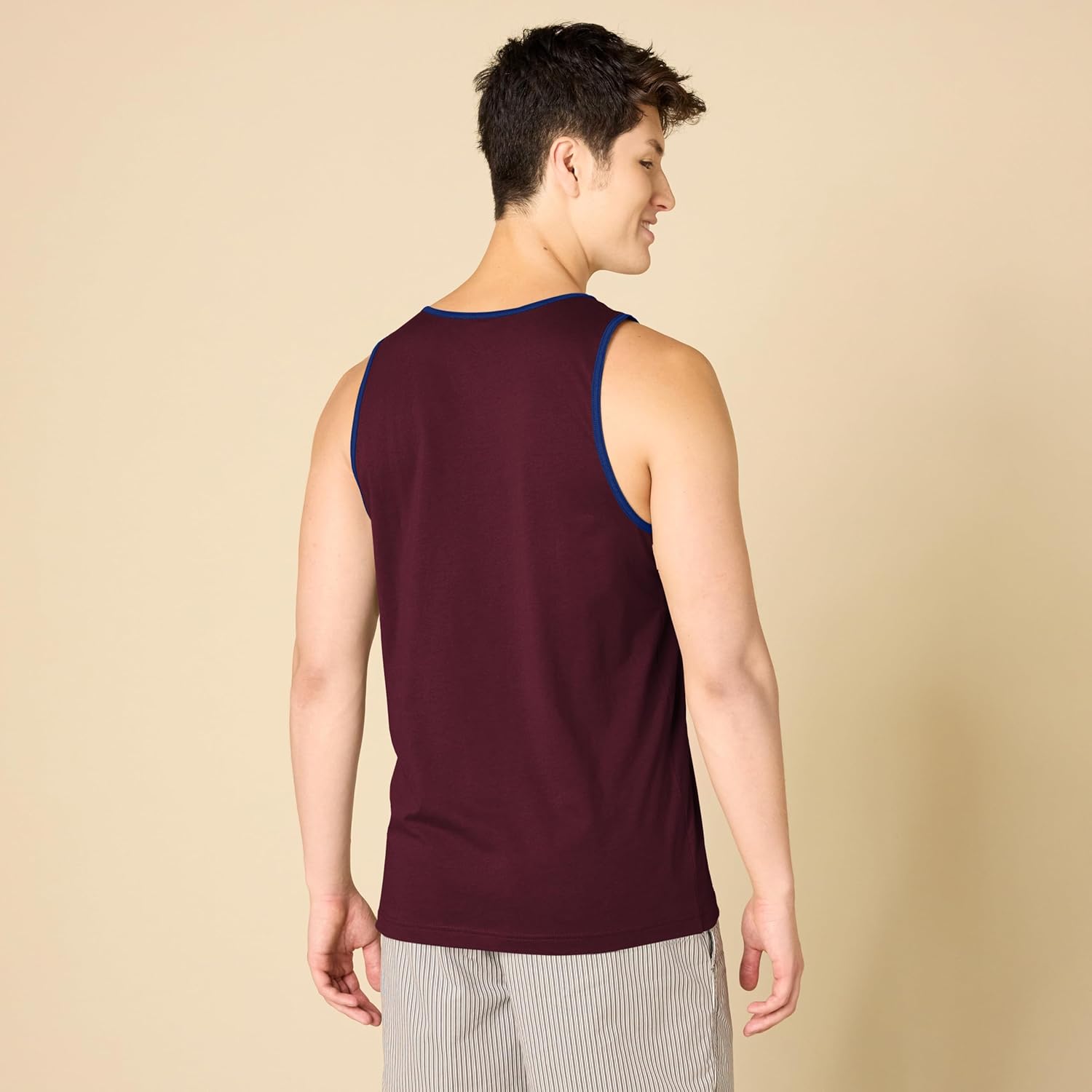 Thumbnail 1 de Amazon Essentials Herren Tanktop, Normale Passform – Bequemes Basics für warme Tage