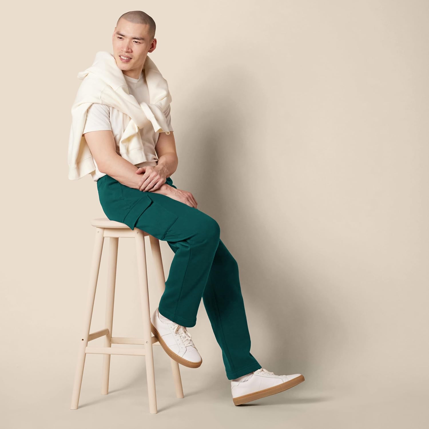 Thumbnail 4 de Amazon Essentials Men’s Cargo Fleece Open Hem Sweatpant