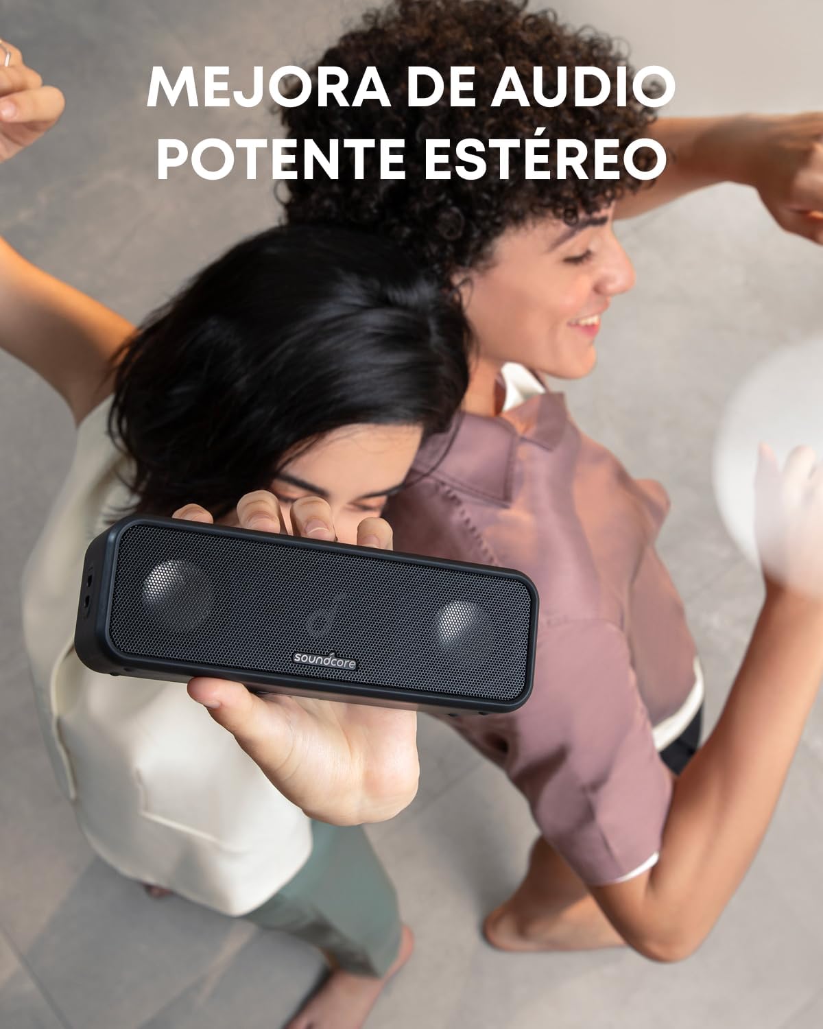Detalle 2 de Soundcore 3 Altavoz Bluetooth 24 horas