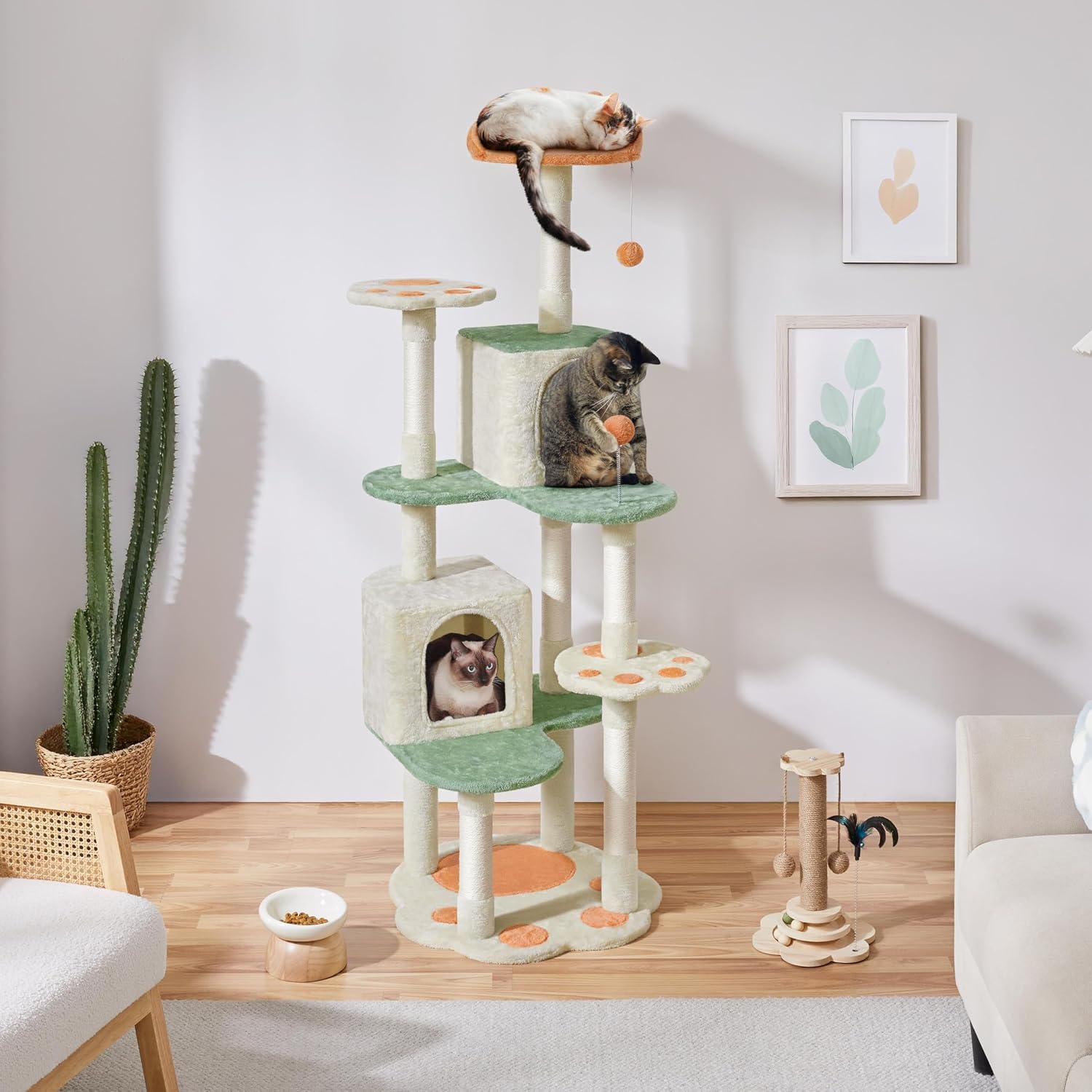 Detalle 2 de Yaheetech Cat Tree 165cm cat climbing tower
