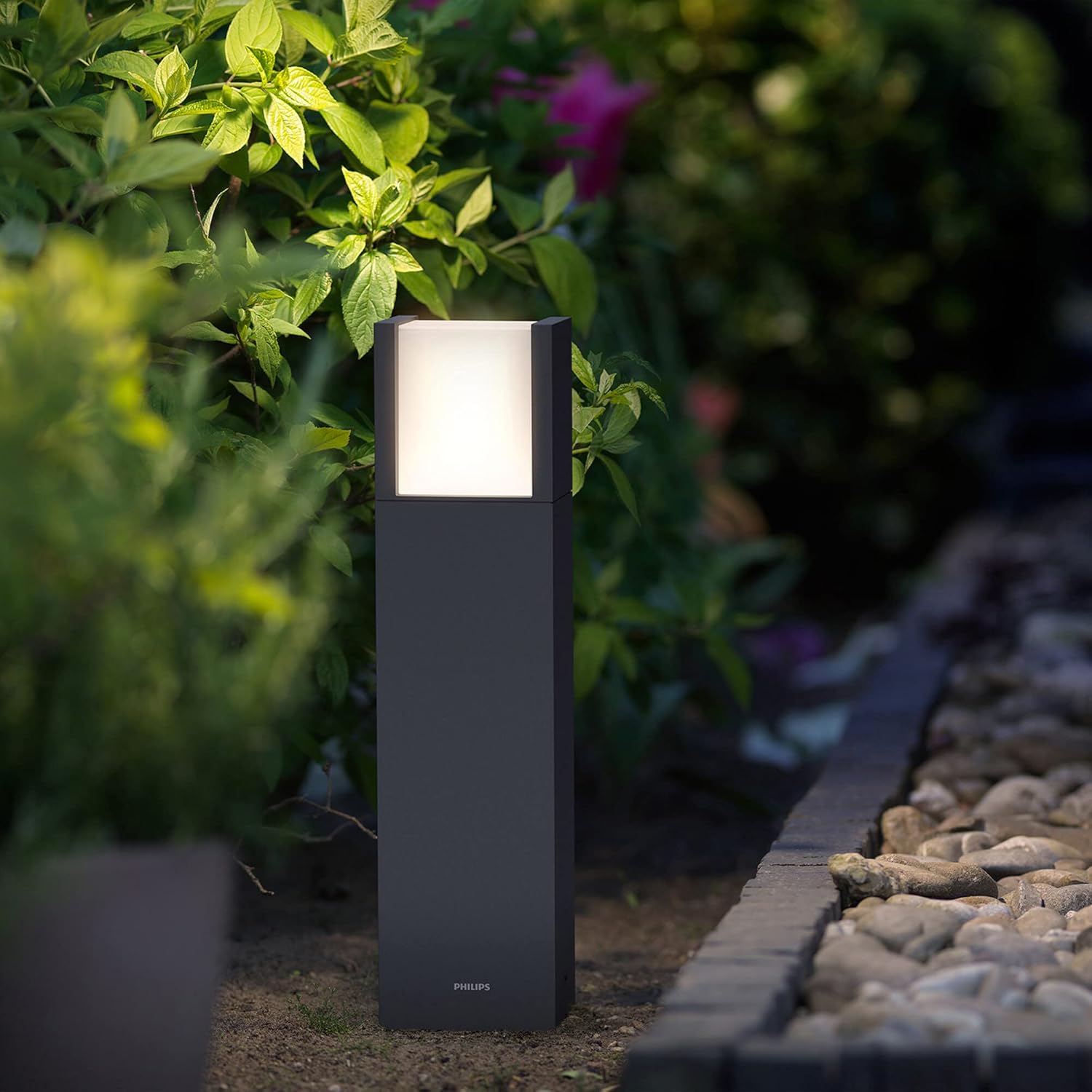 Thumbnail 4 de Philips LED Paletto Basso da Esterni IP44 3.8W: risparmio energetico e luce naturale per il giardino
