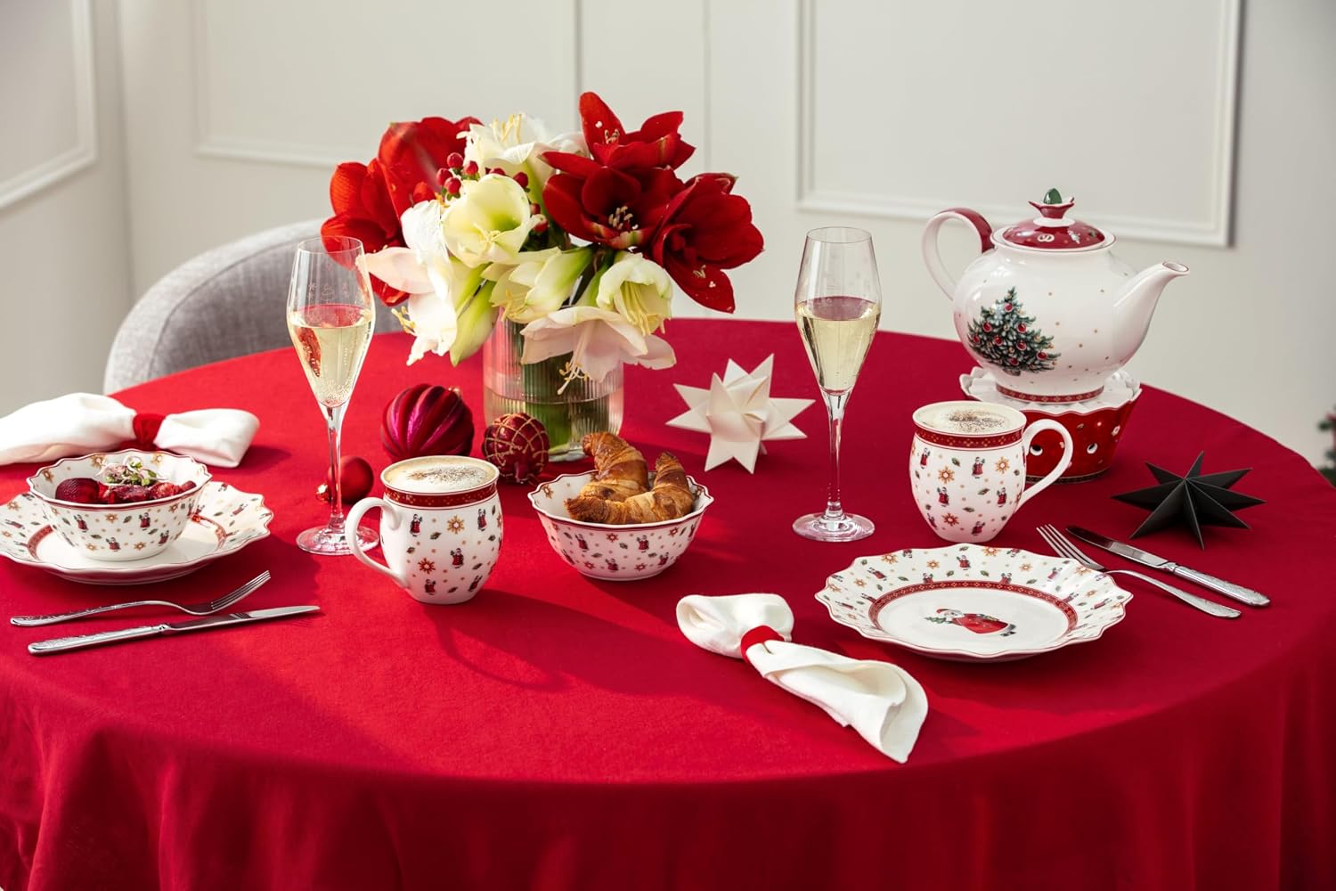 Thumbnail 6 de Villeroy & Boch 14-8585-8815 Toy's Delight Anniversary Plate Set, 4-Piece Porcelain