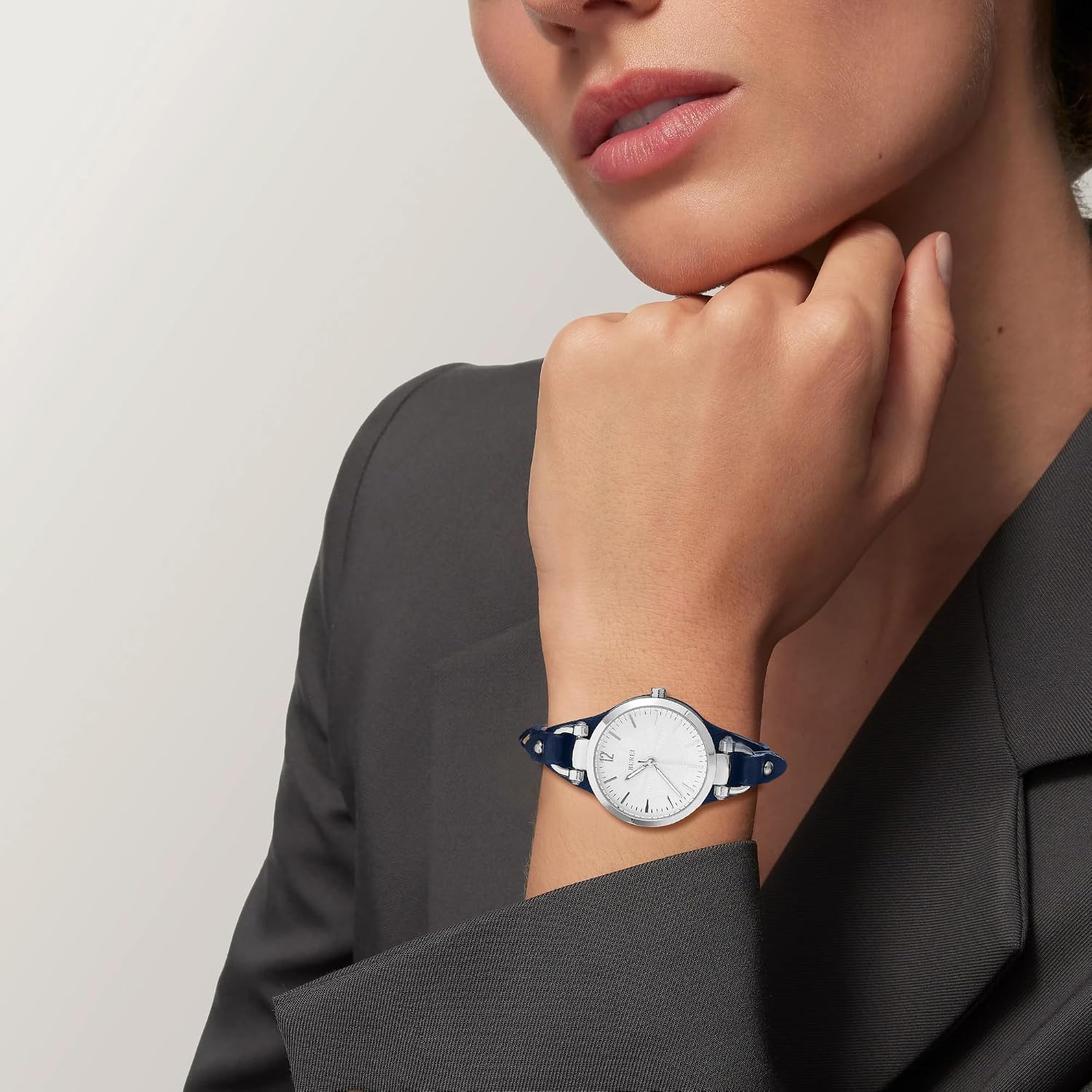 Detalle 2 de BUREI Damenuhr 9 mm Lederarmband