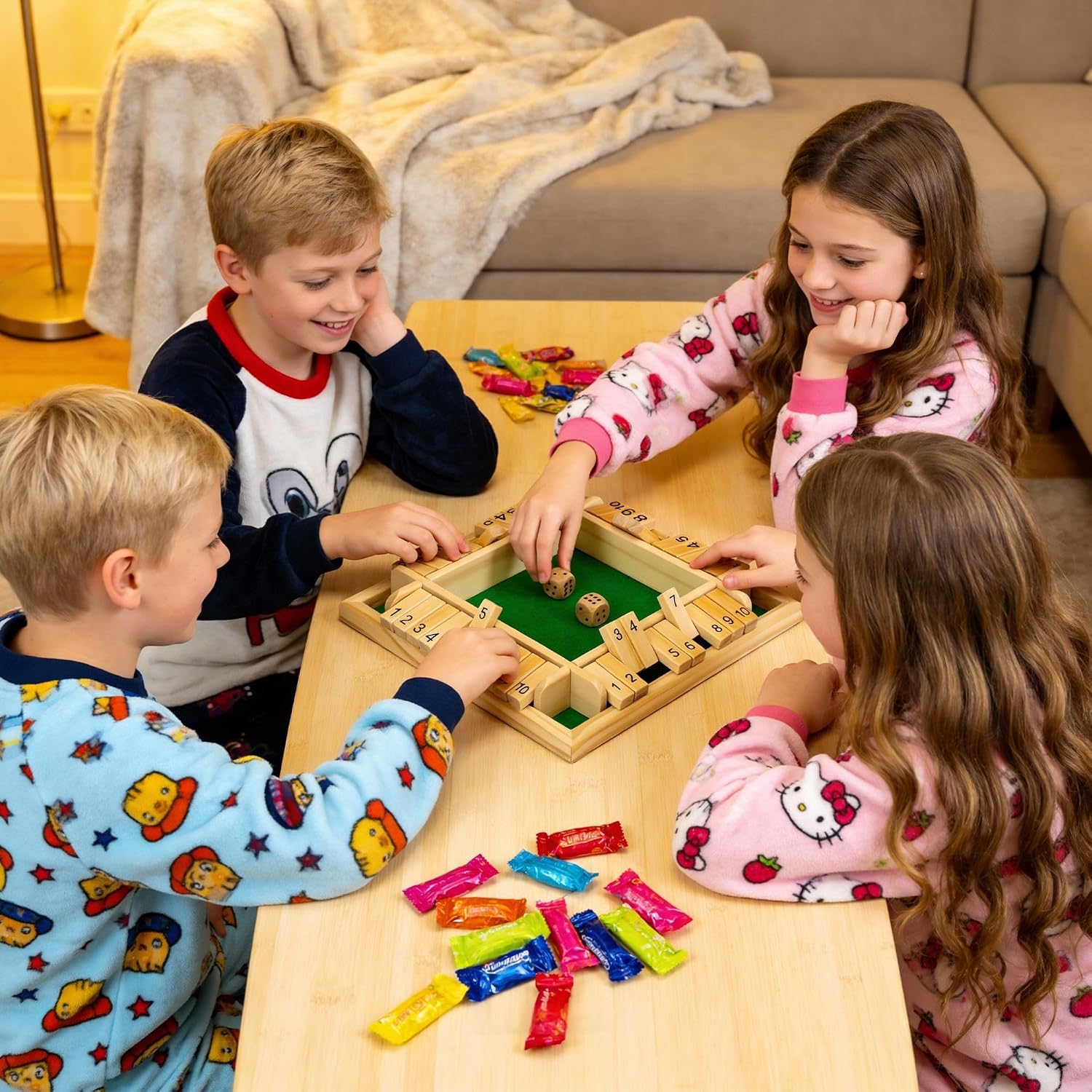 Thumbnail 4 de Shut the Box Game for 4 Players by Vingahouse — A Lightweight Wooden Family Dice Challenge