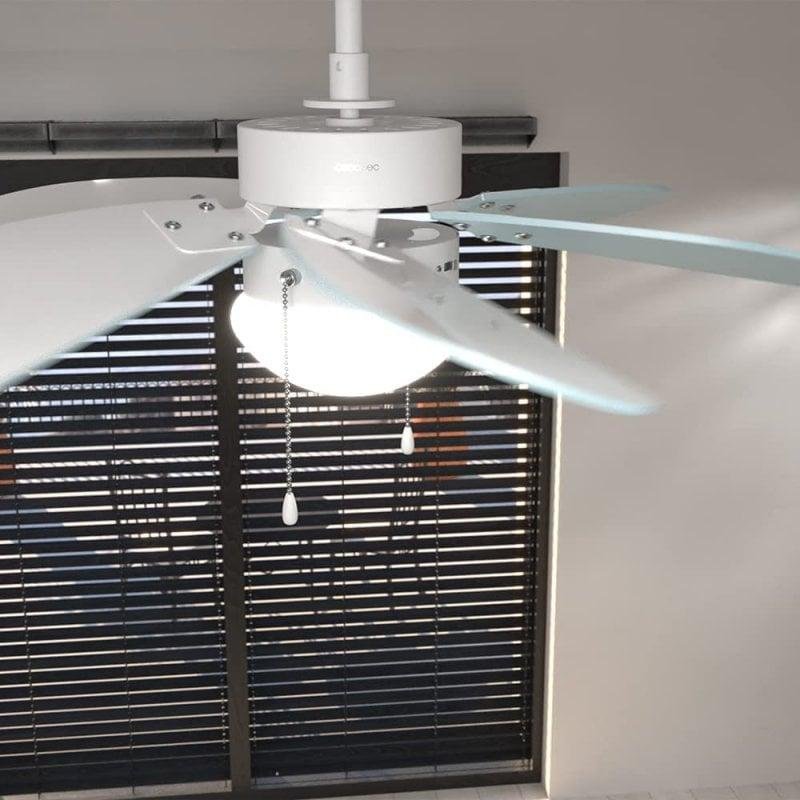 Detalle de Cecotec EnergySilence Aero 3600 Vision Sky: Ventilador de Techo con Luz 50W