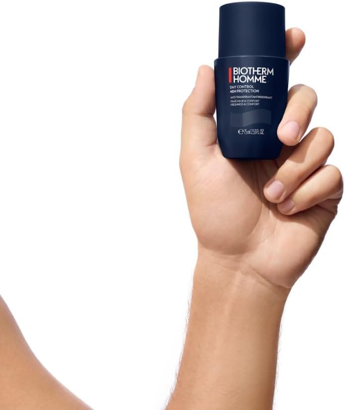 Detalle de Biotherm Homme Day Control Deodorante Antitraspirante 48h – Senza alcool per tutti i tipi di pelle
