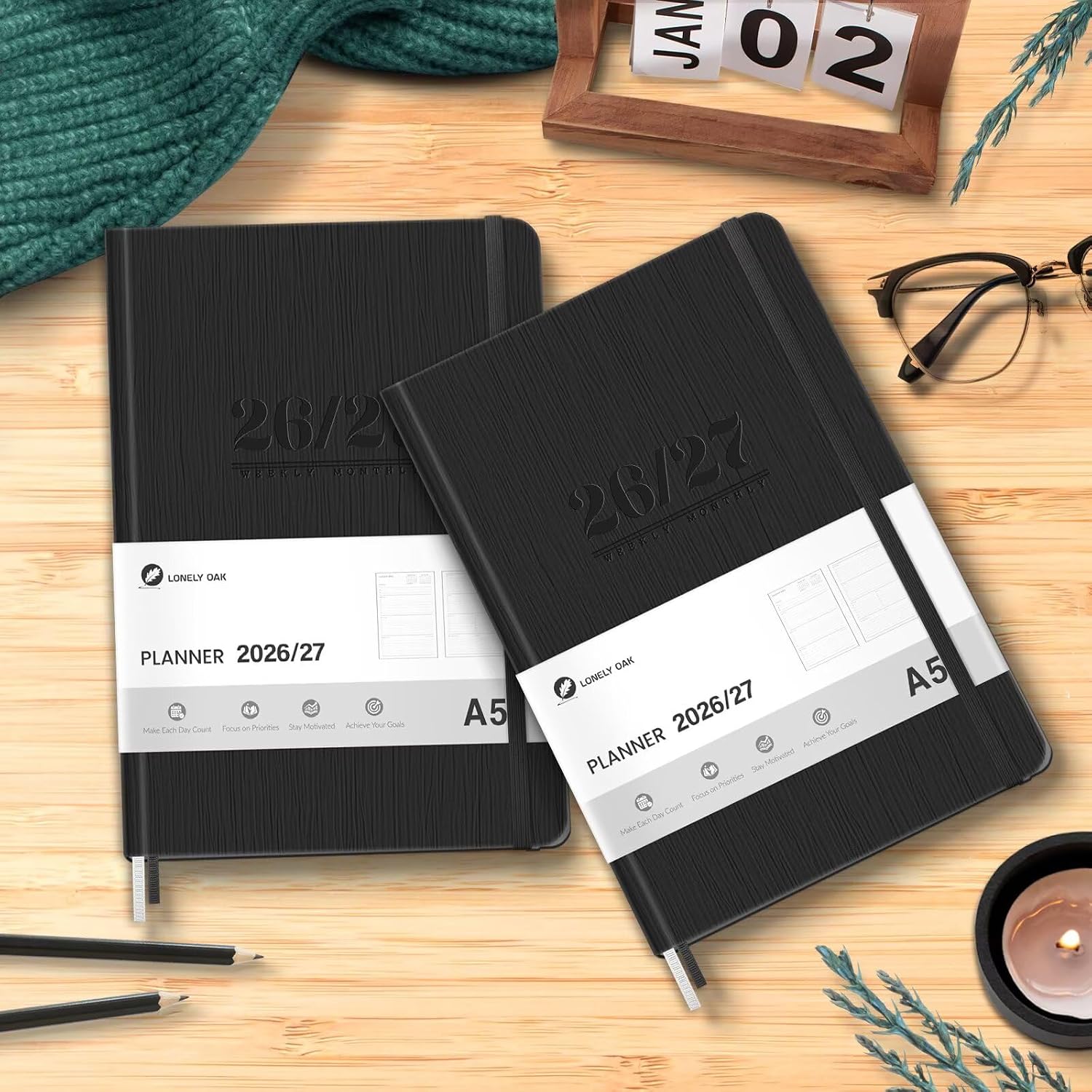 Thumbnail 6 de Lonely Oak 2026-2027 A5 Academic Planner, Black Faux-Leather Cover