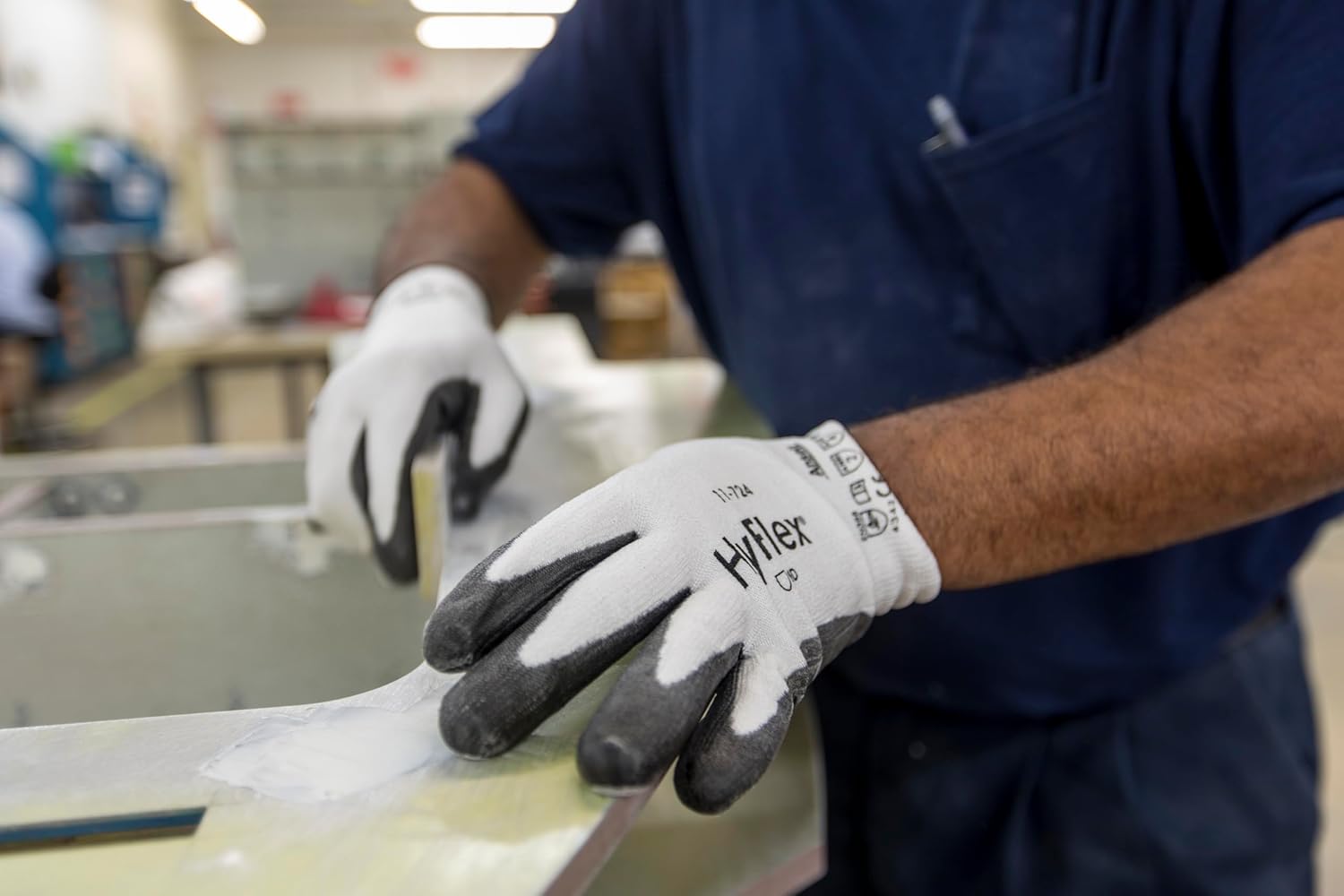 Thumbnail 4 de Ansell HyFlex 11-724 Schnittschutz-Handschuh Größe 7