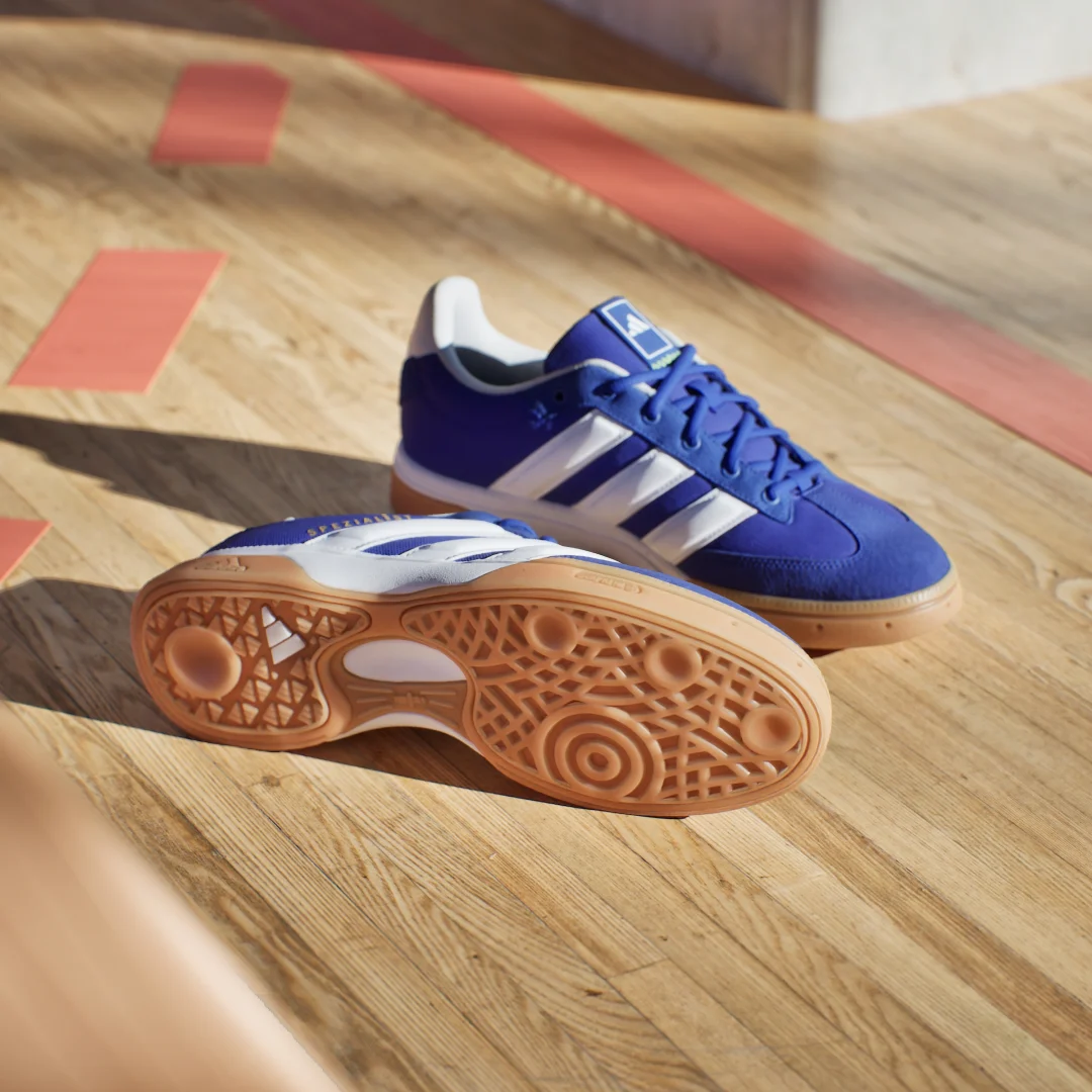 Detalle de Adidas Zapatilla Spezialist Indoor (Azul) – proeza para interiores