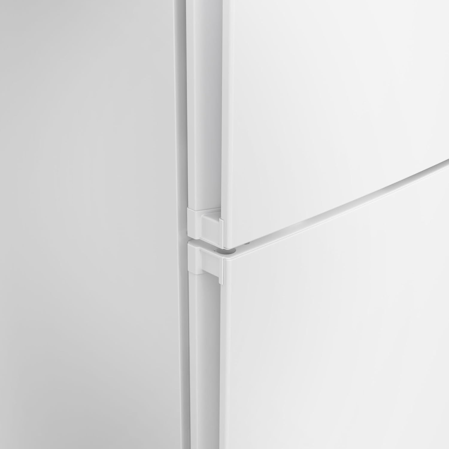 Detalle de Balay 3KFE553WI: Frigorífico combinado NoFrost de 326 L en blanco