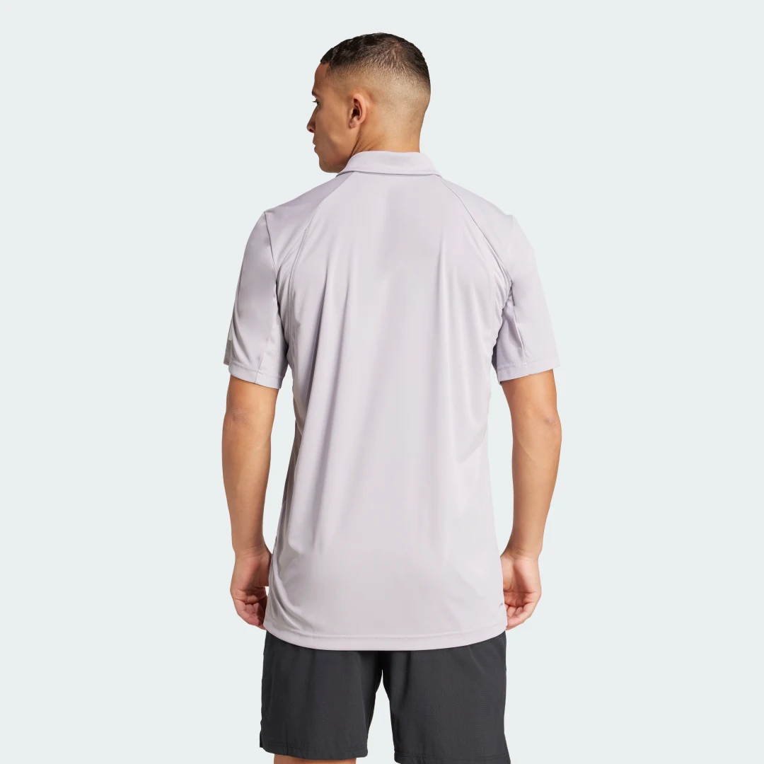 Detalle de Polo Club Tennis 3 bandas de Adidas – Gris