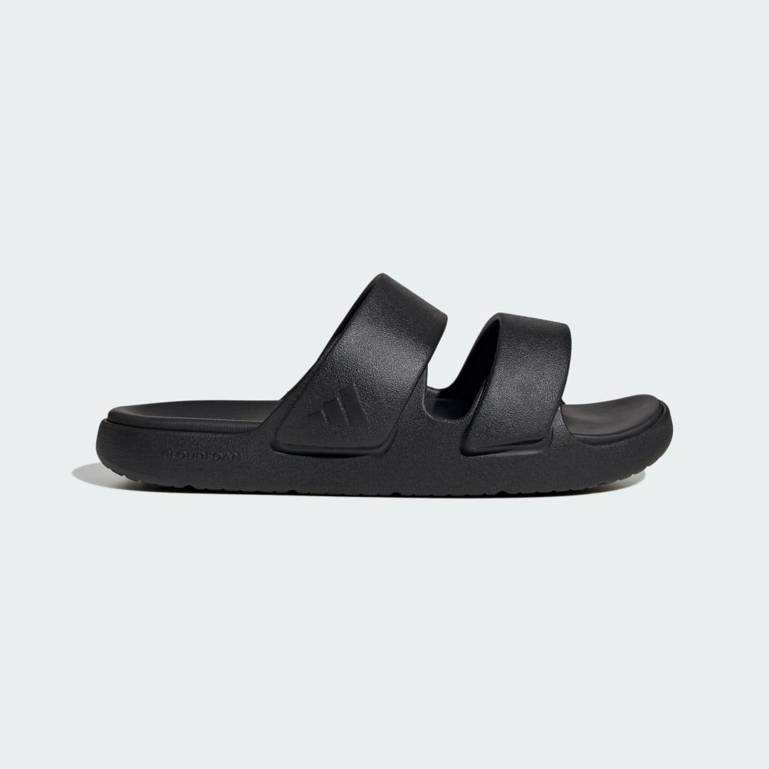 Detalle de Sandalias ZNSORY de Adidas en negro: comodidad para el verano