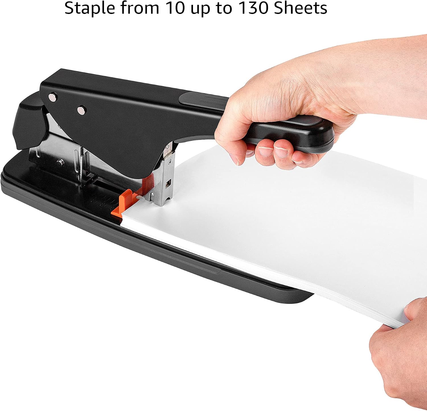 Detalle de Pinzatrice per uso intensivo Amazon Basics – 130 fogli, design nero