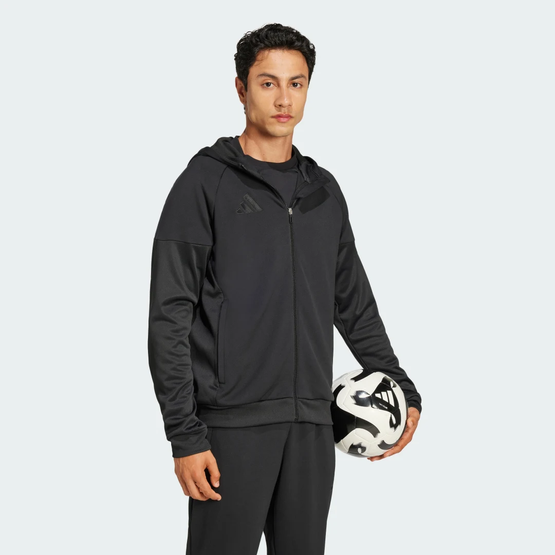 Thumbnail 2 de Chaqueta con capucha Tiro 25 de Adidas: ¿merece la pena para tus looks urbanos?