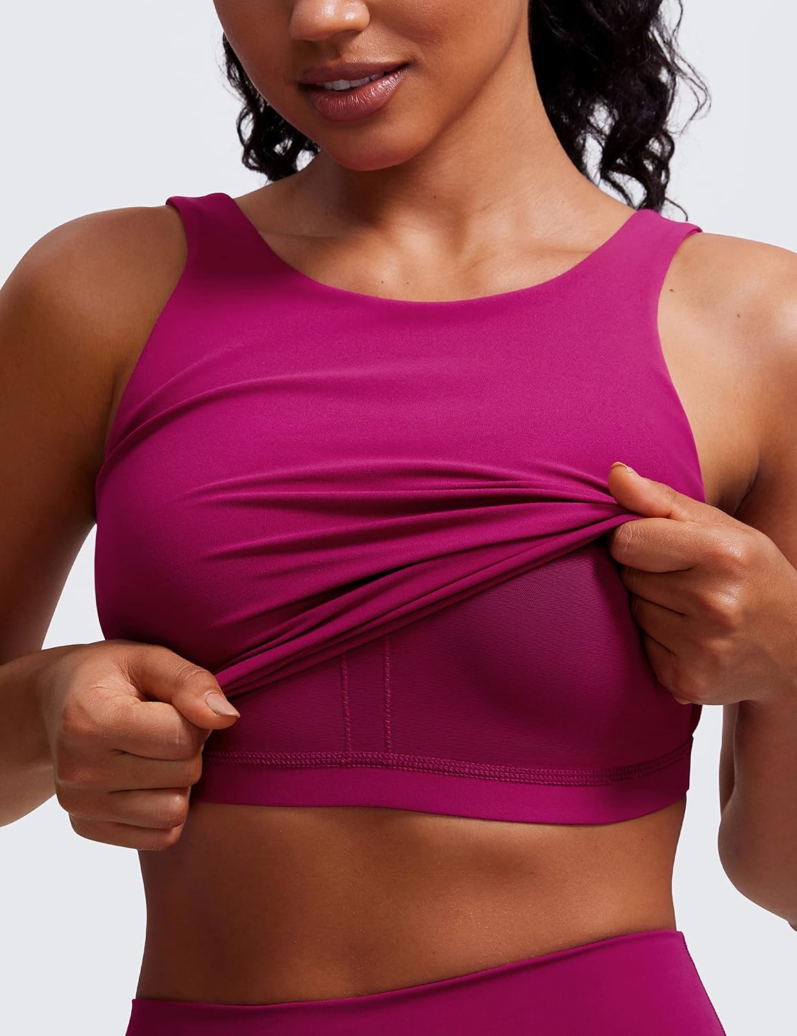 Detalle de CRZ YOGA Butterlux reggiseno con collo alto e schiena a U per yoga e allenamento leggero
